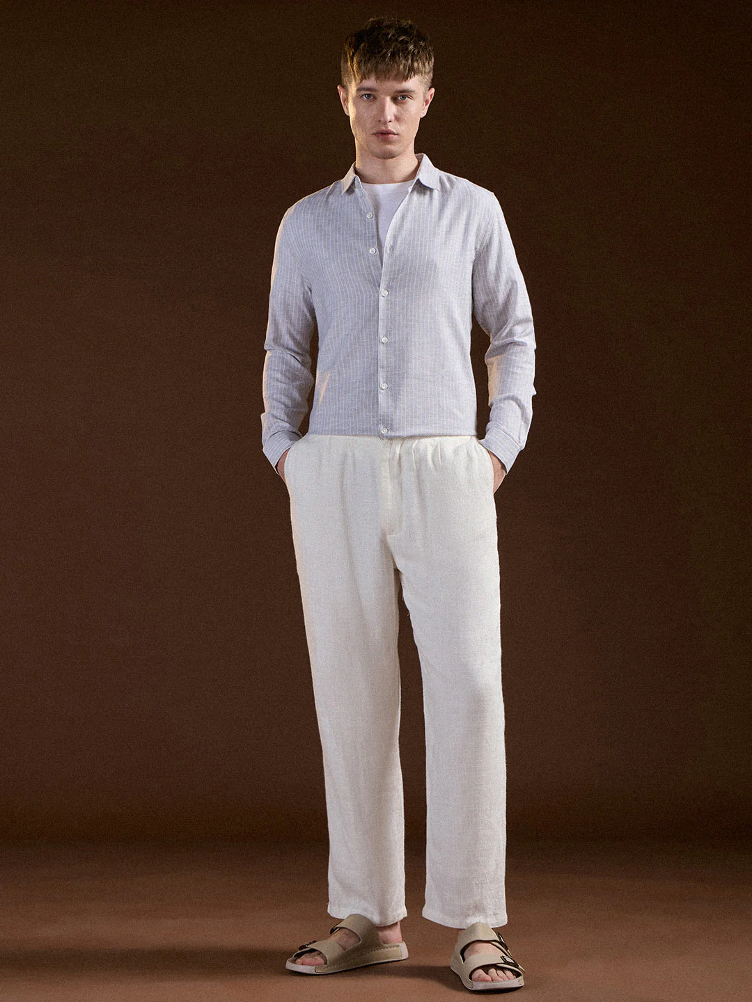 Men Grey Vertical Stripes Slim Fit Casual Shirt - Image 4