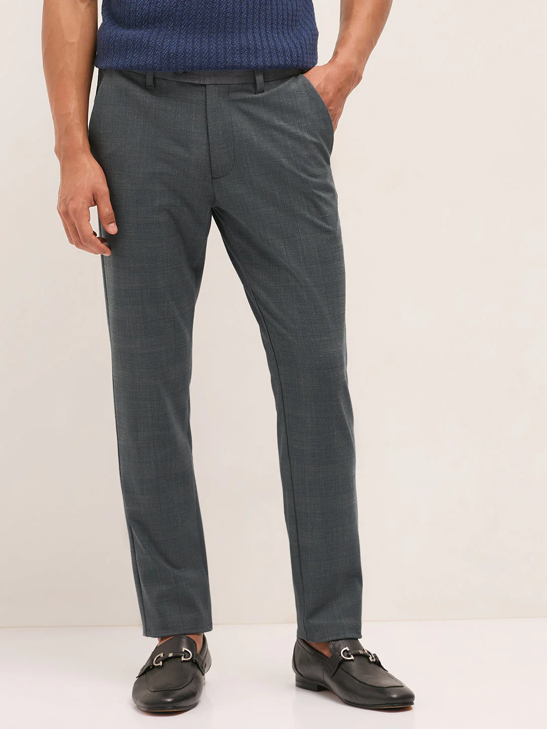 Men Grey Woven Design Slim Fit Formal Trousers - Image 7