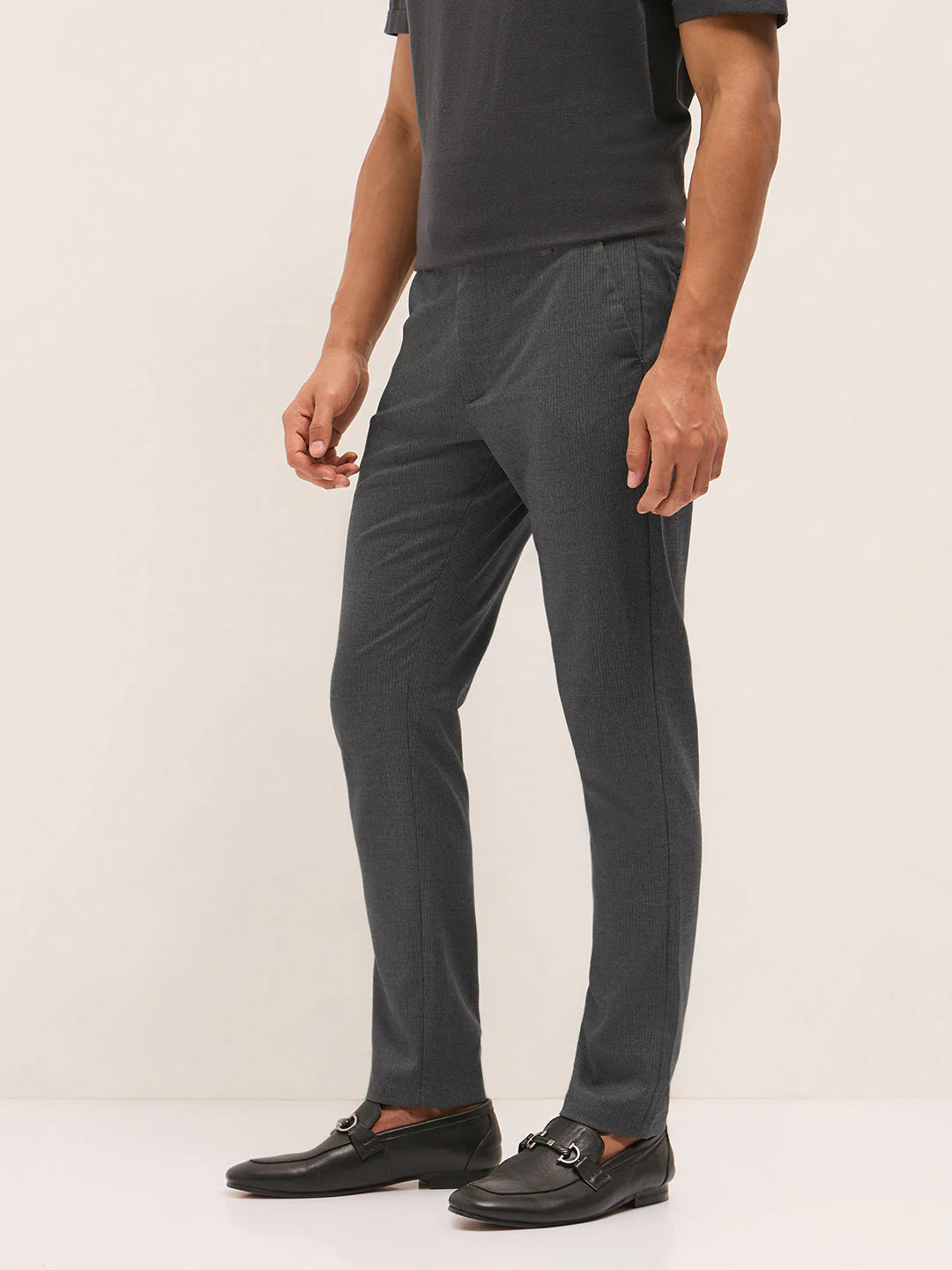 Men Grey Woven Pinstripe Slim Fit Formal Trousers - Image 3