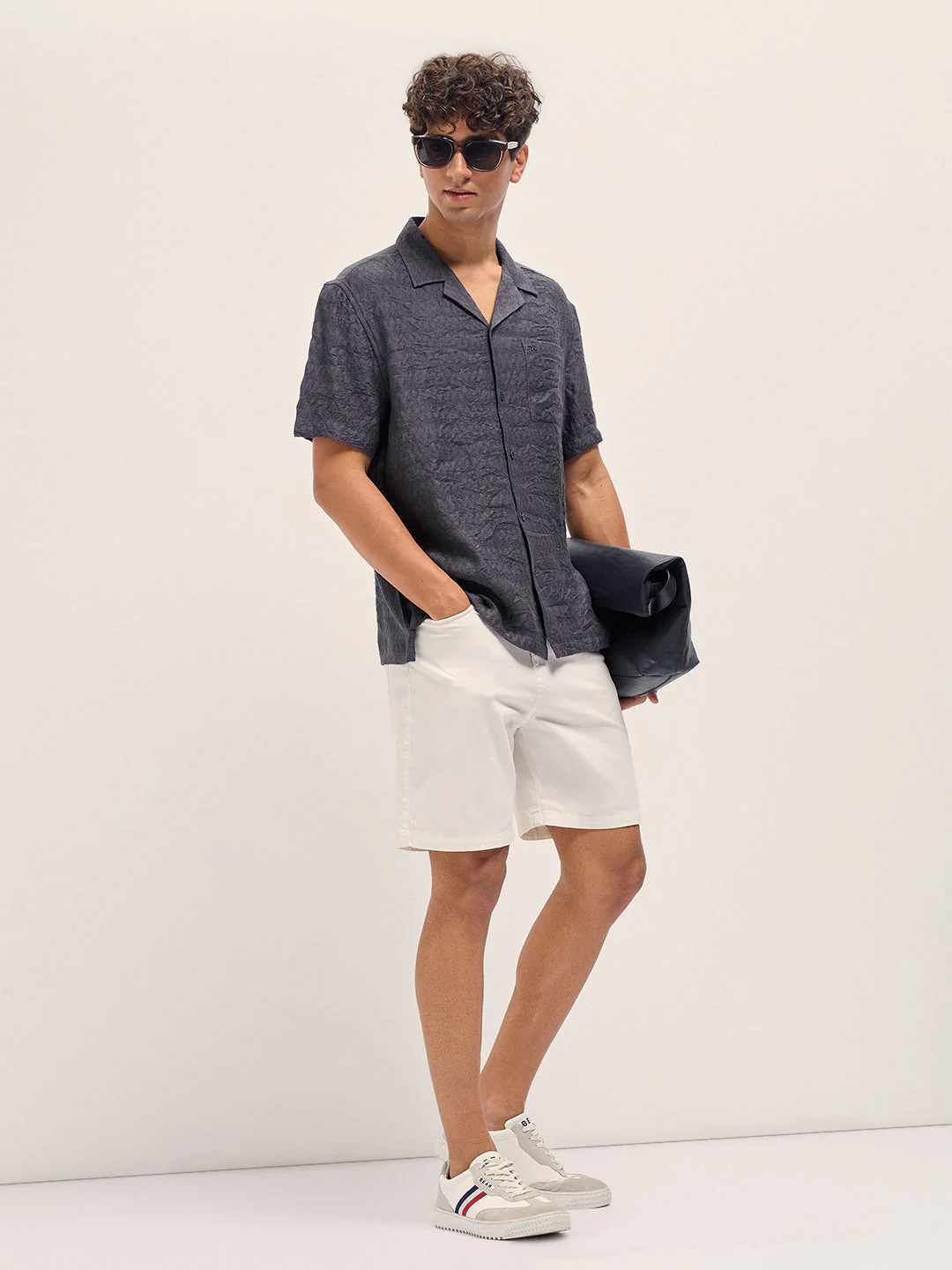 Men Grey Zigzag Textured Weave Relaxed Fit Half Sleeve Casual Shirt - Image 4