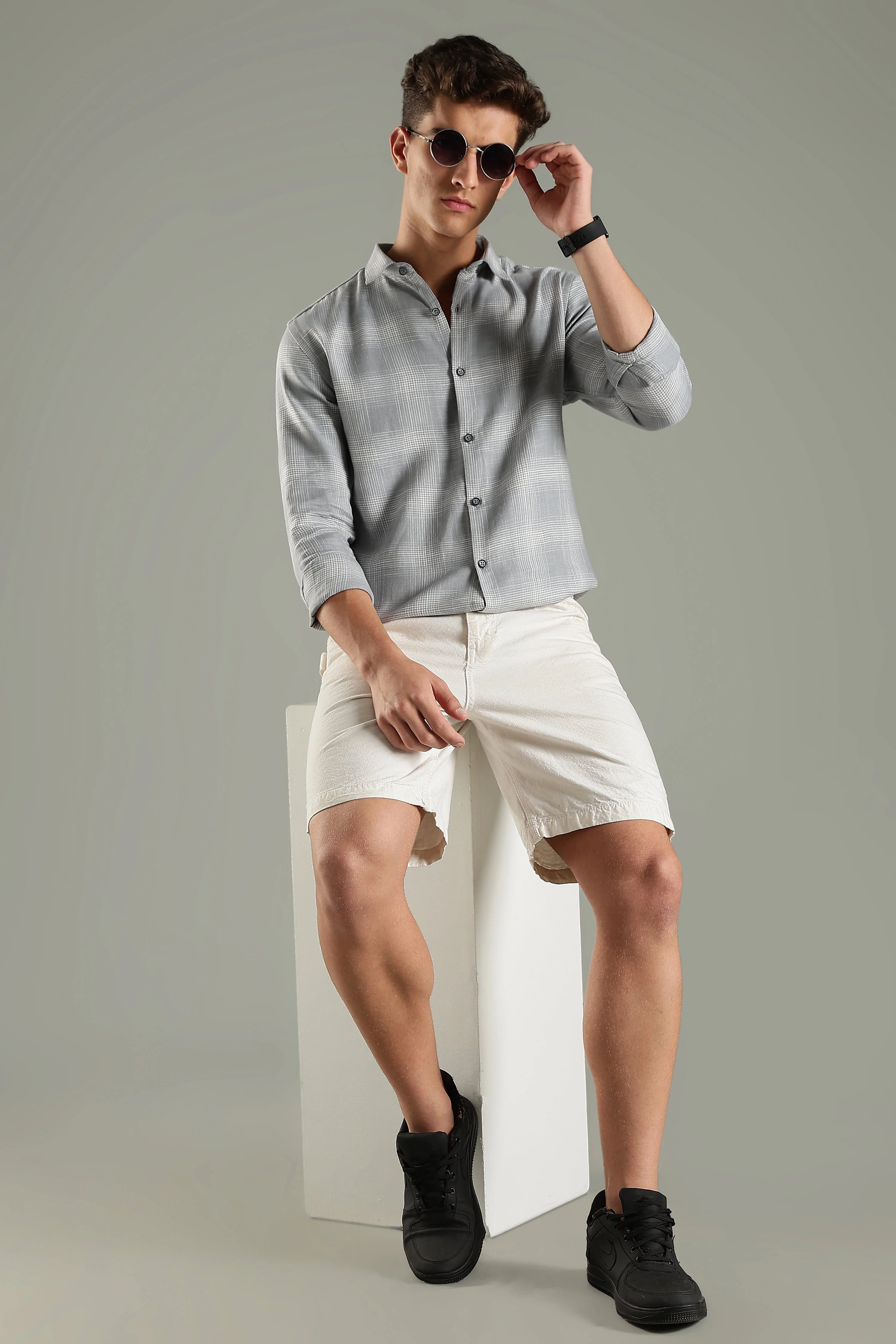 Men Gridle Grey Checks Shirt - Image 6