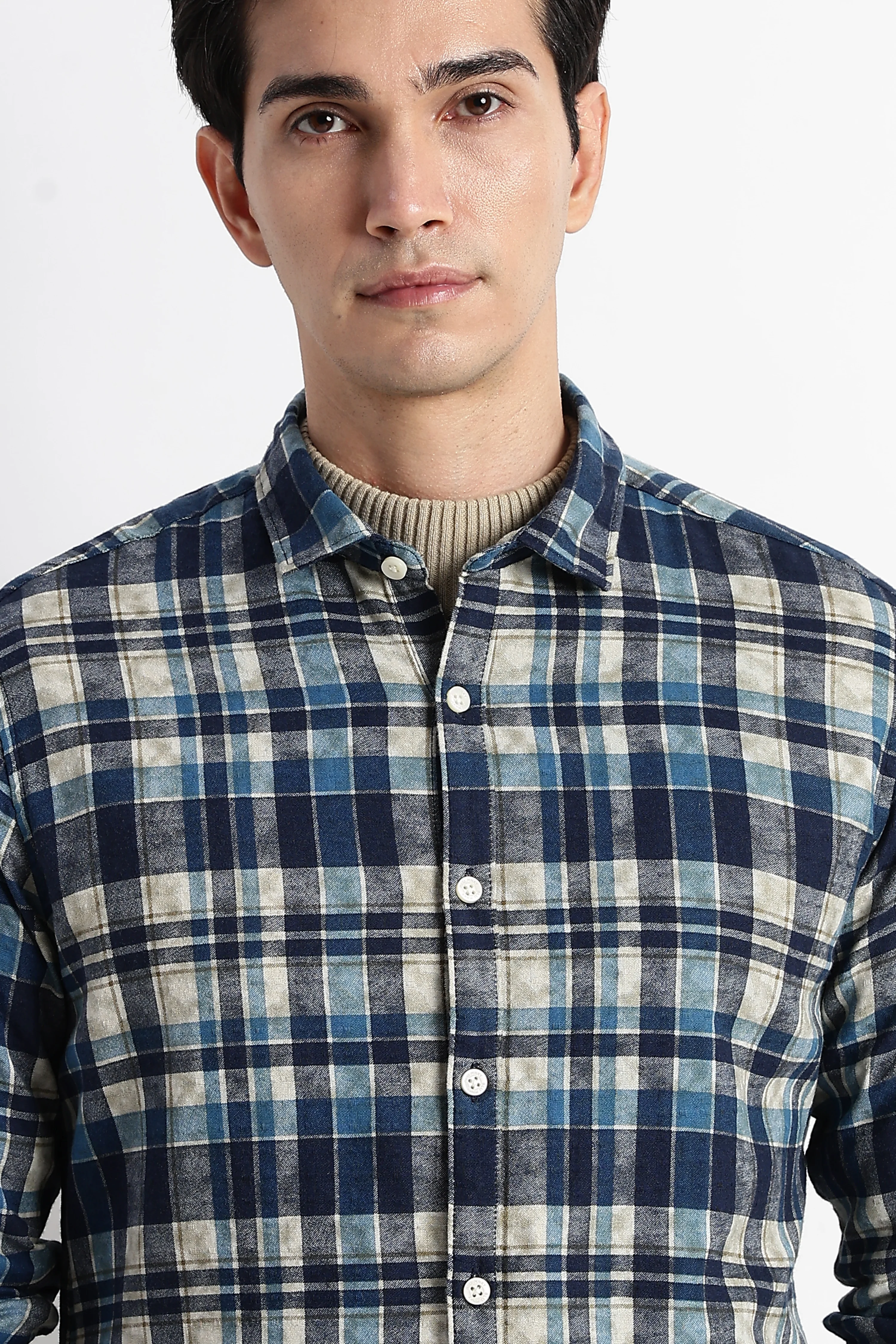 Men Heritage Check Shirt - Image 5