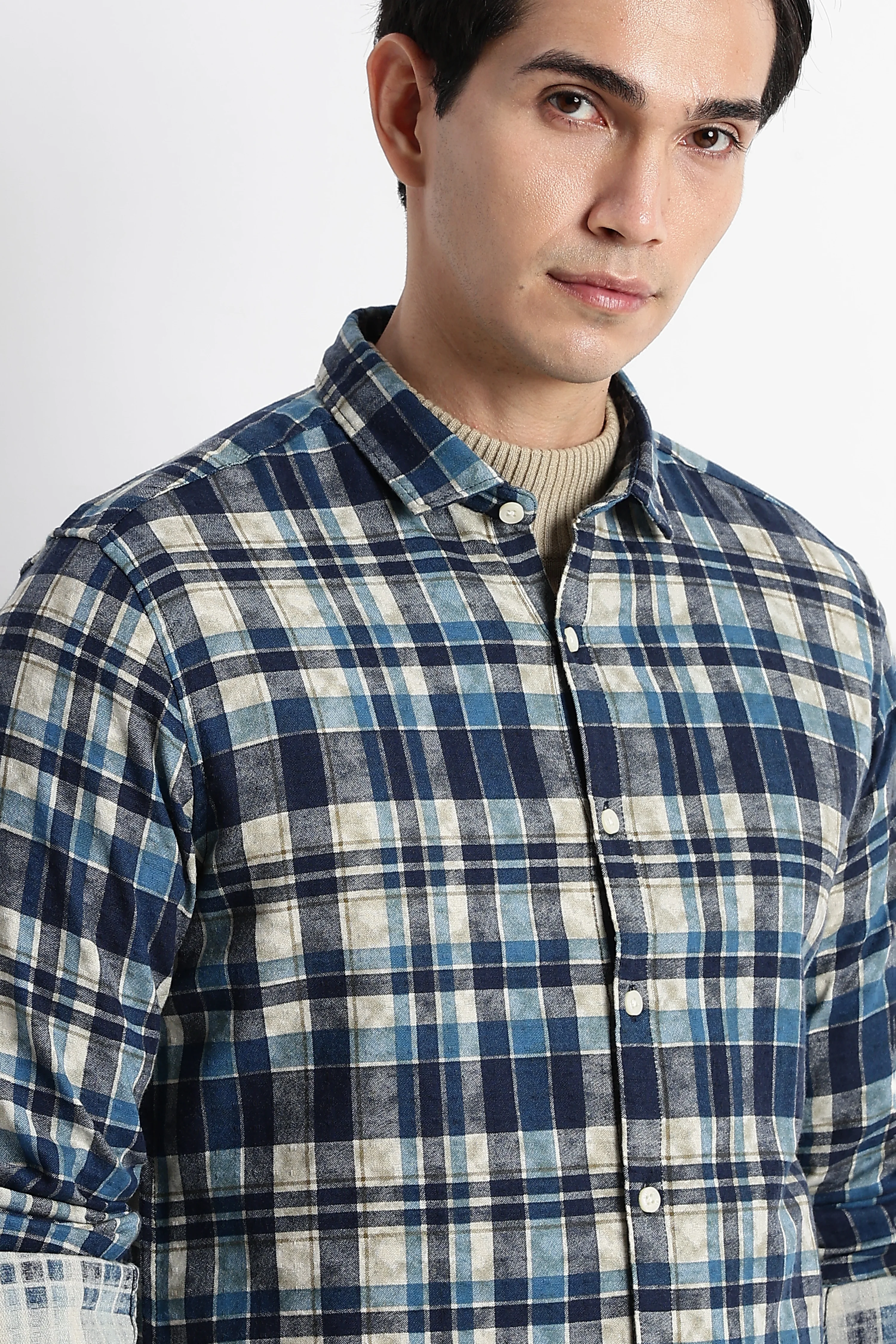 Men Heritage Check Shirt - Image 7