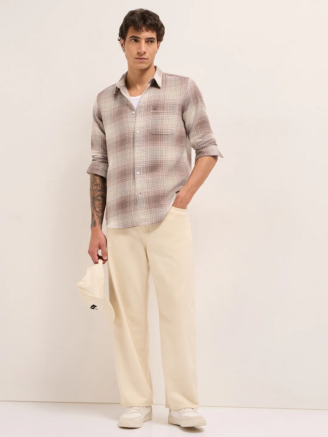 Men Herringbone Checked Design Casual Shirt - Image 4
