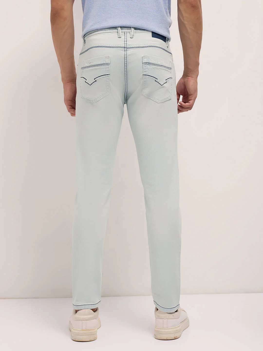 Men Ice Blue Mid-Rise Slim Fit Jeans - Image 2