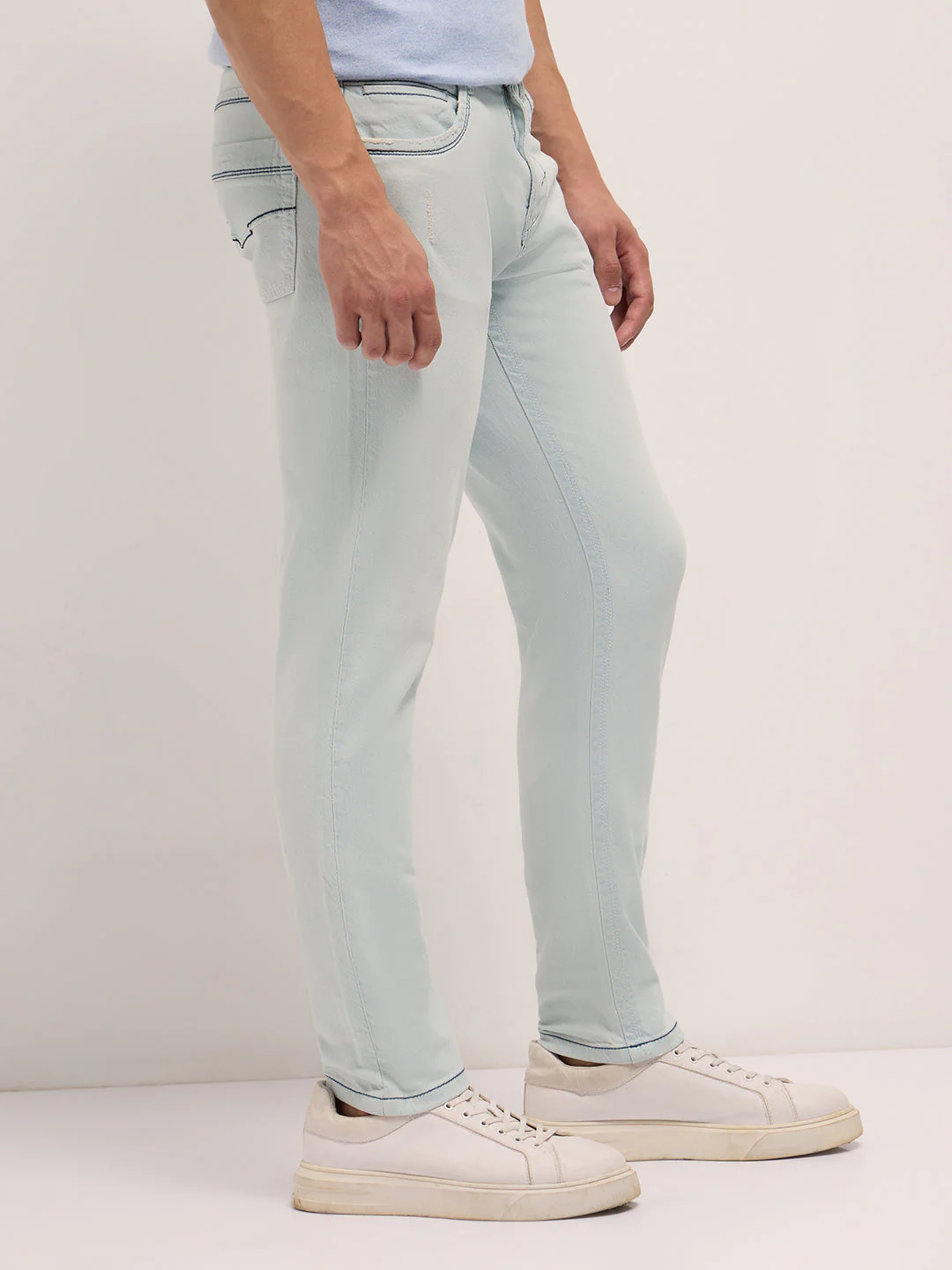Men Ice Blue Mid-Rise Slim Fit Jeans - Image 3