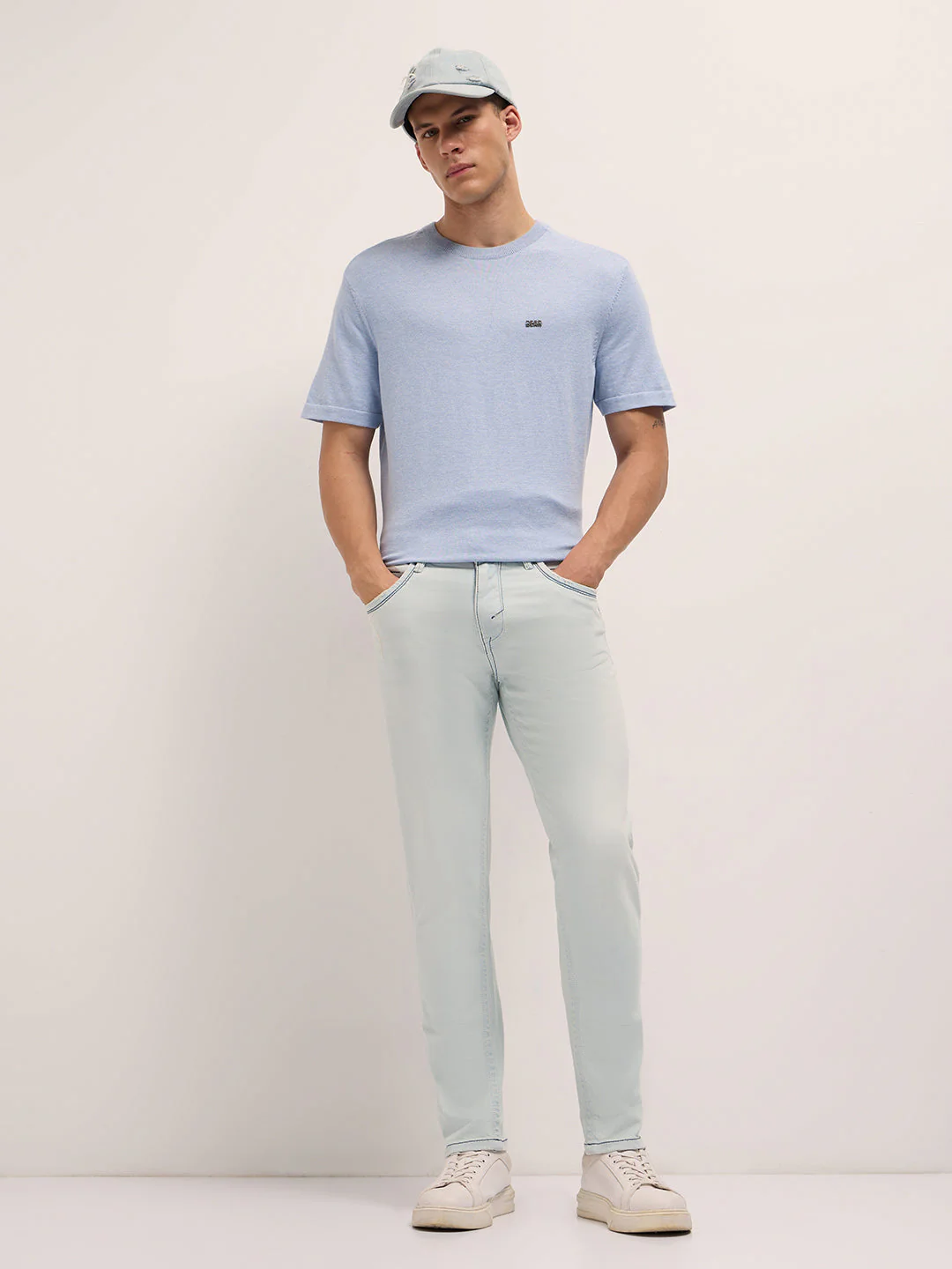 Men Ice Blue Mid-Rise Slim Fit Jeans - Image 4