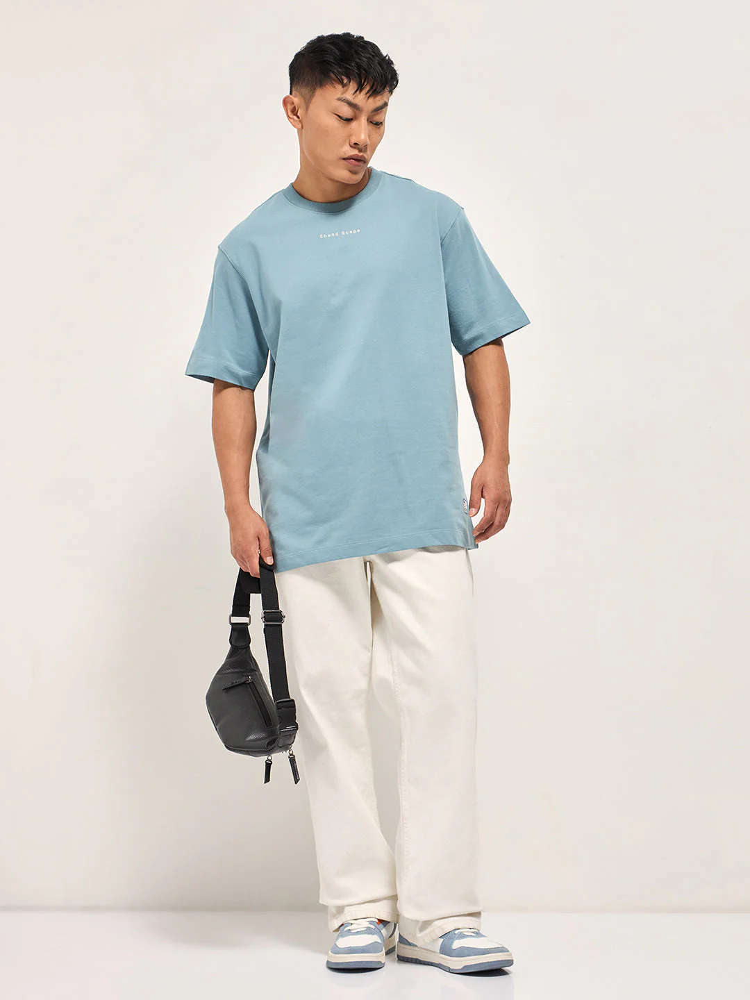 Men Wave Graphic Back Print Oversized Crew Neck T-Shirt - Image 4