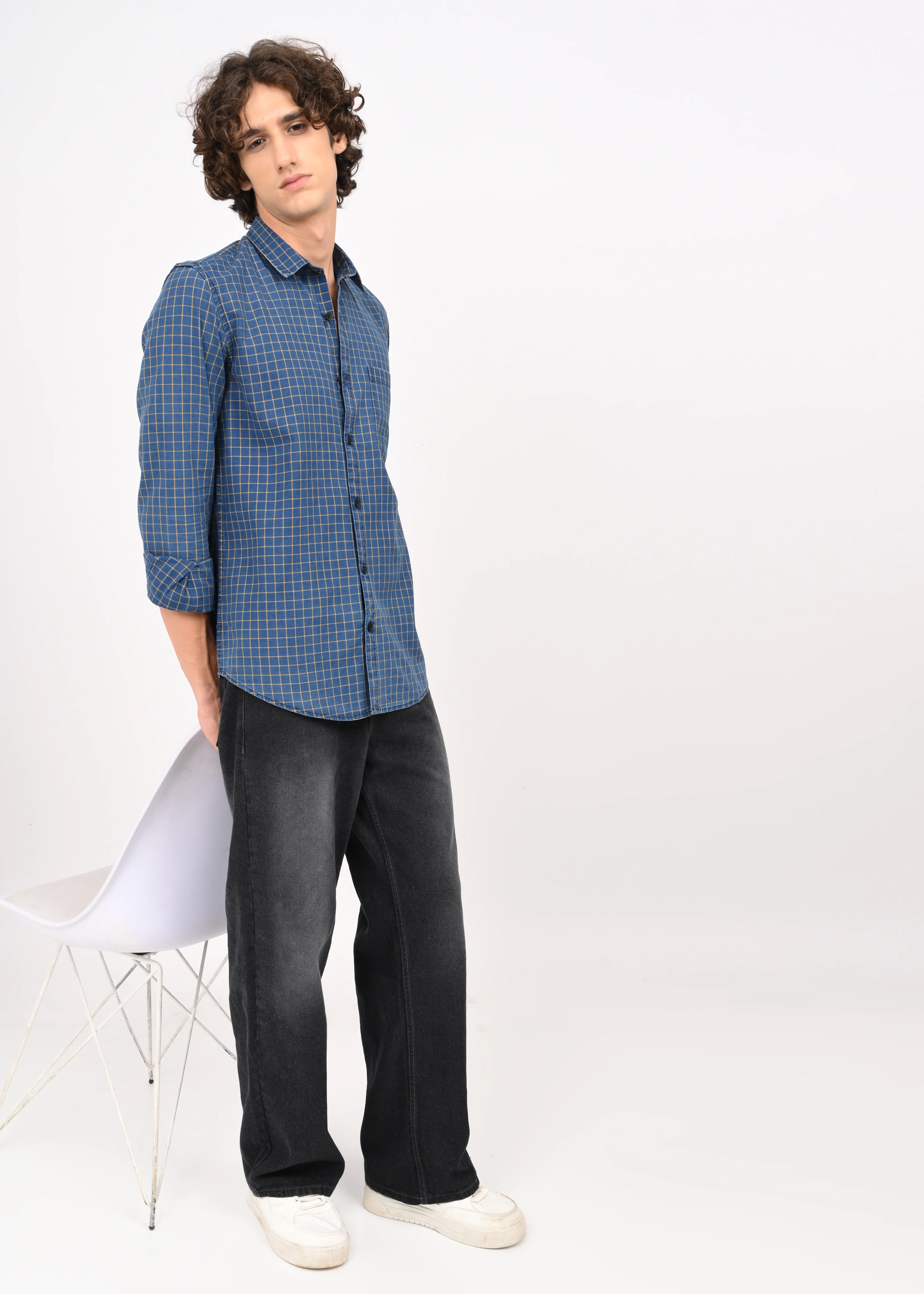 Men Blue Checked Shirt - Image 7