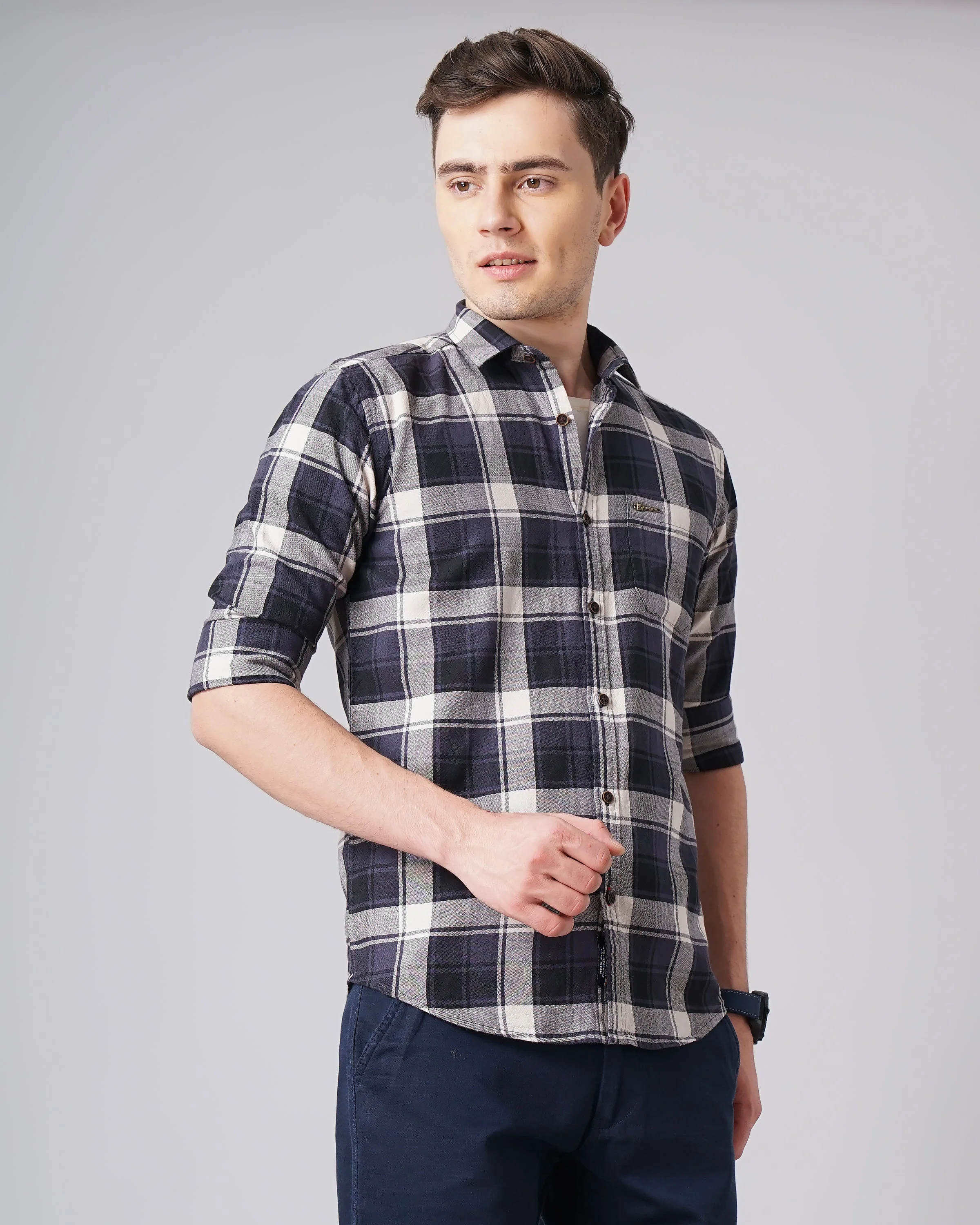 Men Julian Blue Checks Shirt - Image 5