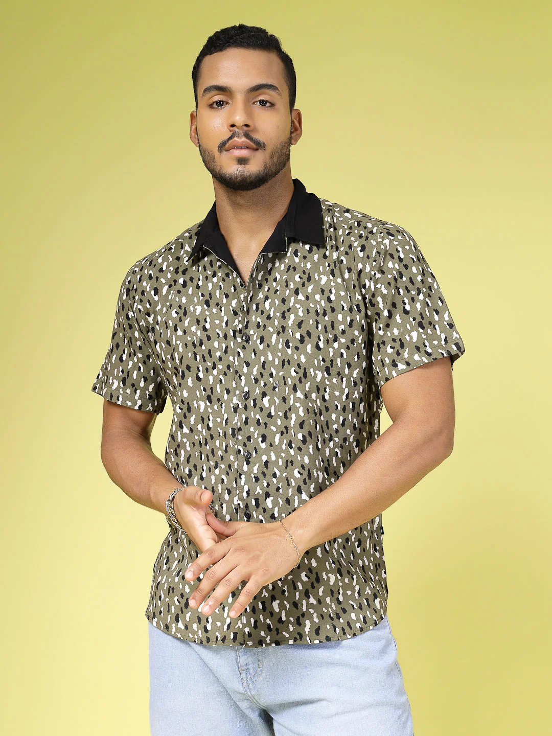 Men Printed Rayon Shirt - Image 4