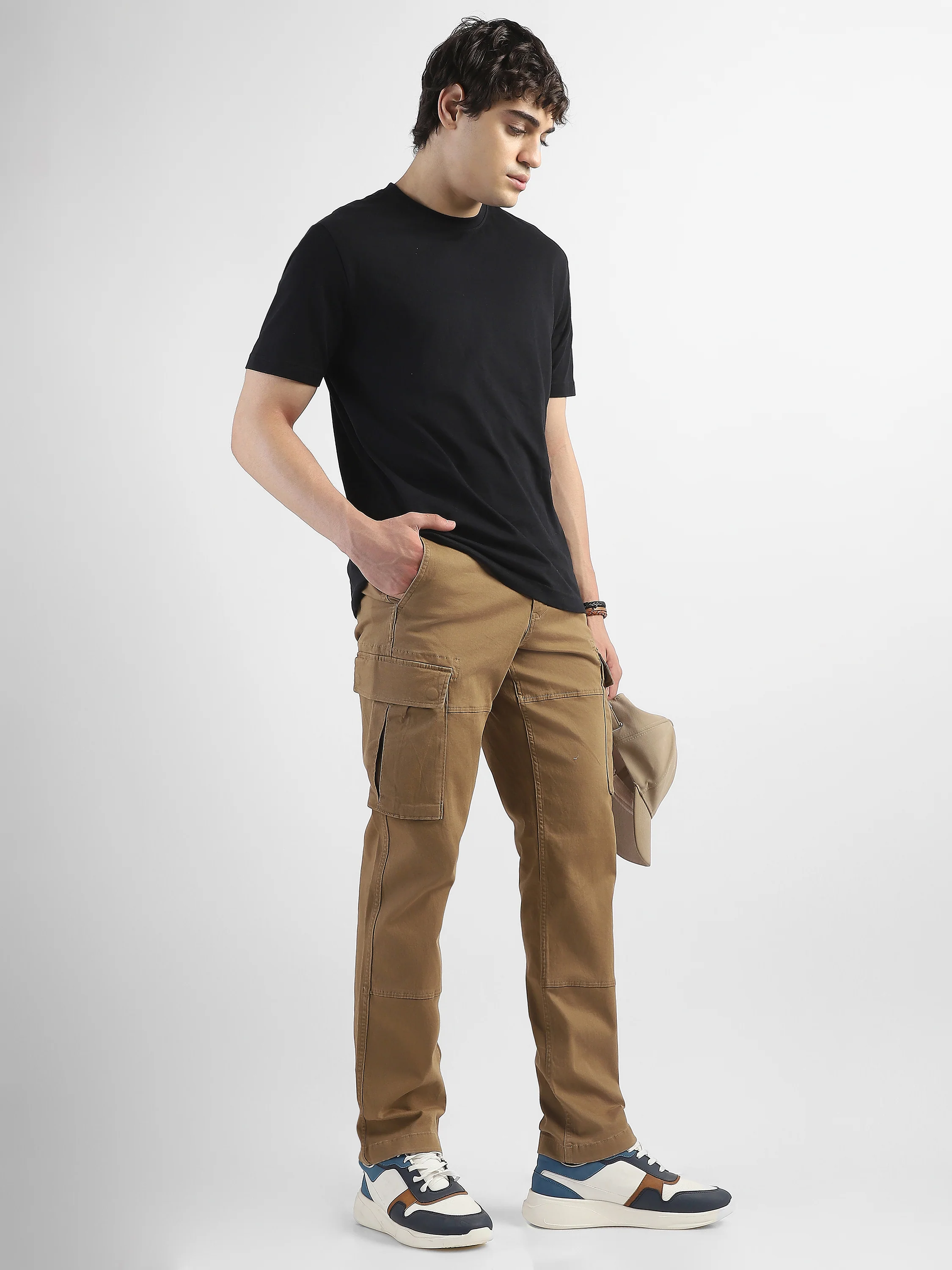 Men Khaki Cotton Mid Rise Cargo Pants - Image 3
