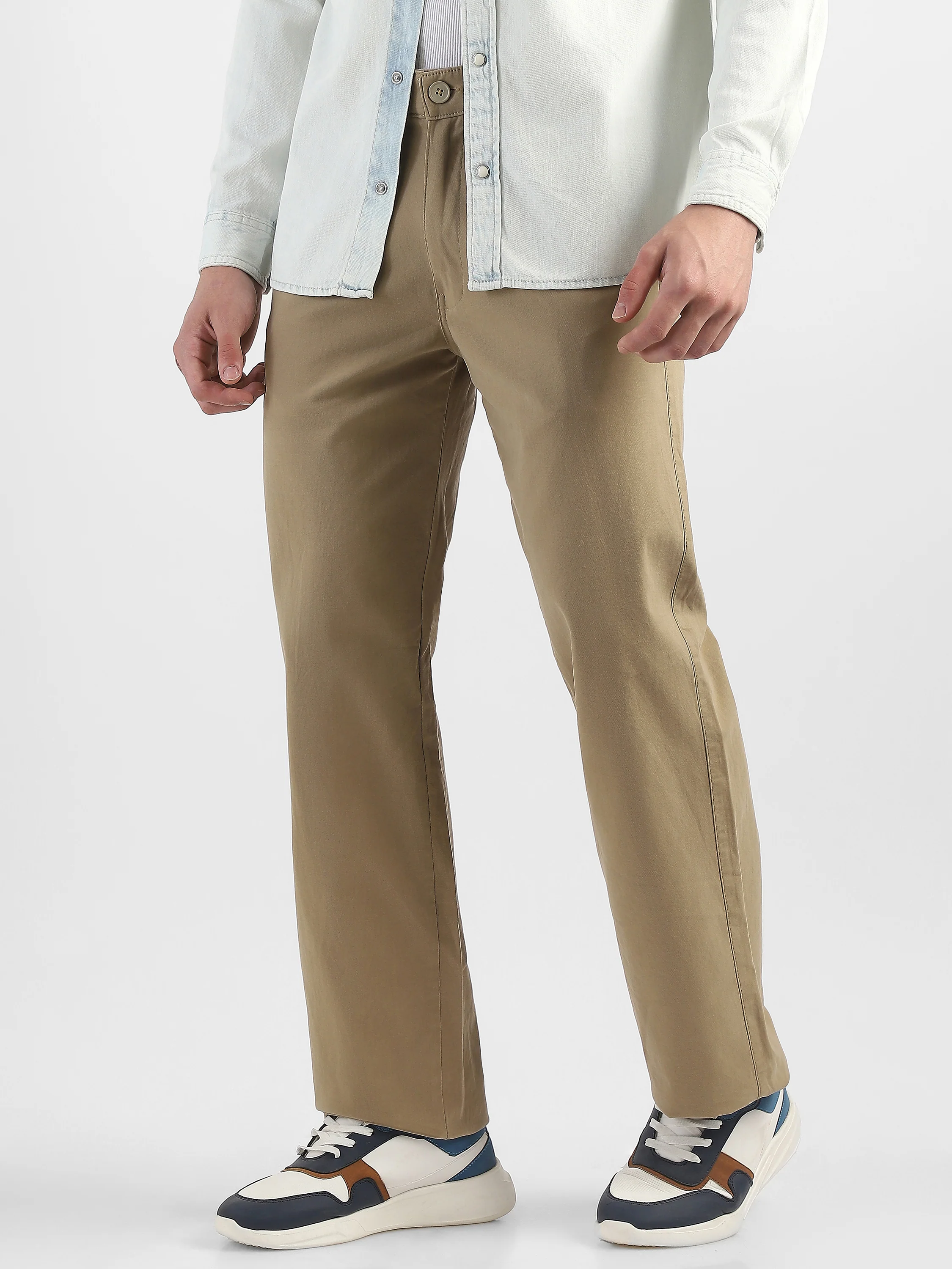 Men Khaki Straight Fit Trousers - Image 5