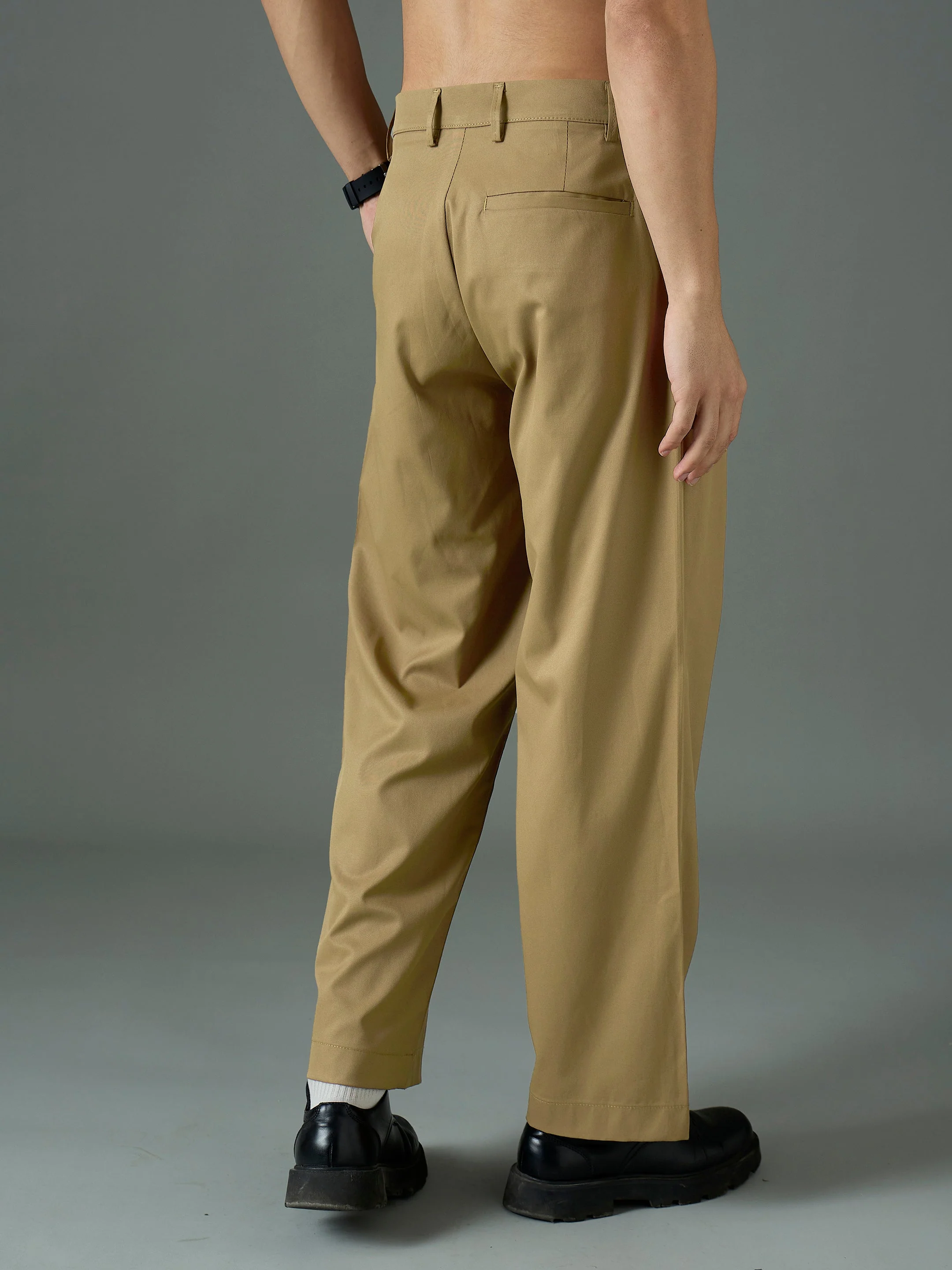 Men Khaki Front Pleat Relax Fit Korean Trouser - Image 2