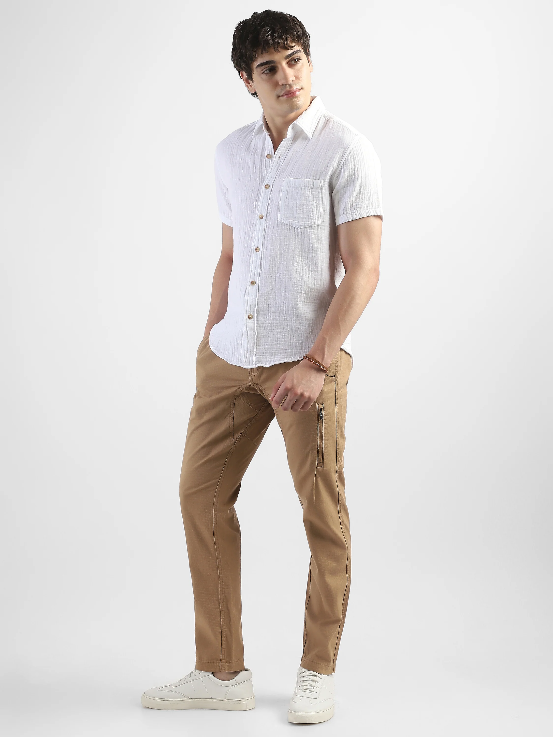 Men Khaki Jogger with 5 Pockets Elasticated Waist - Image 4