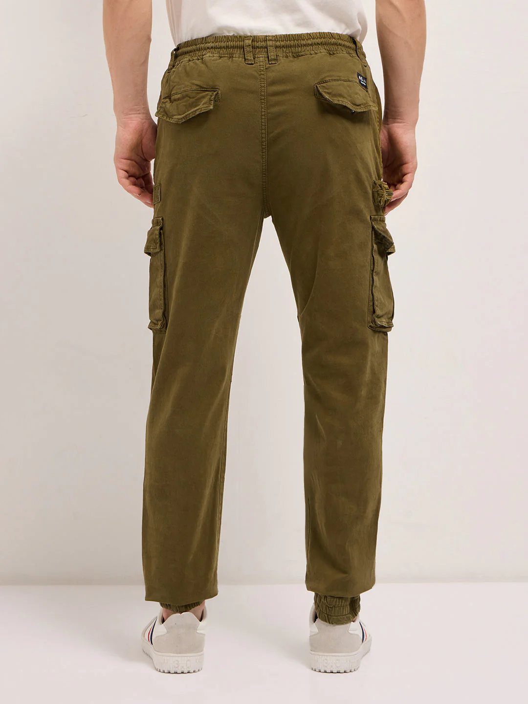 Men Khaki Regular Fit Cargo Pants - Image 2