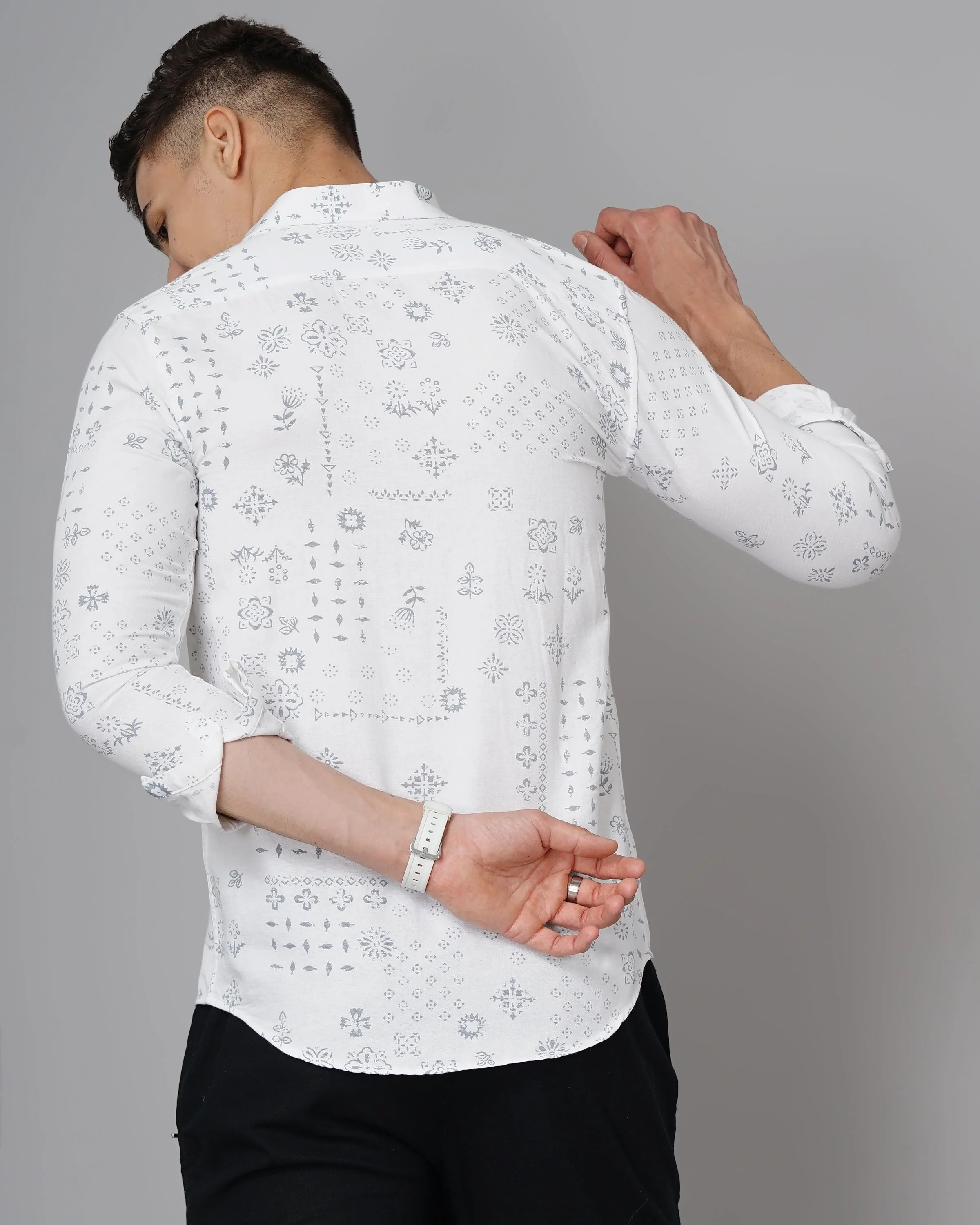 Men Kofu White Floral Shirt - Image 2