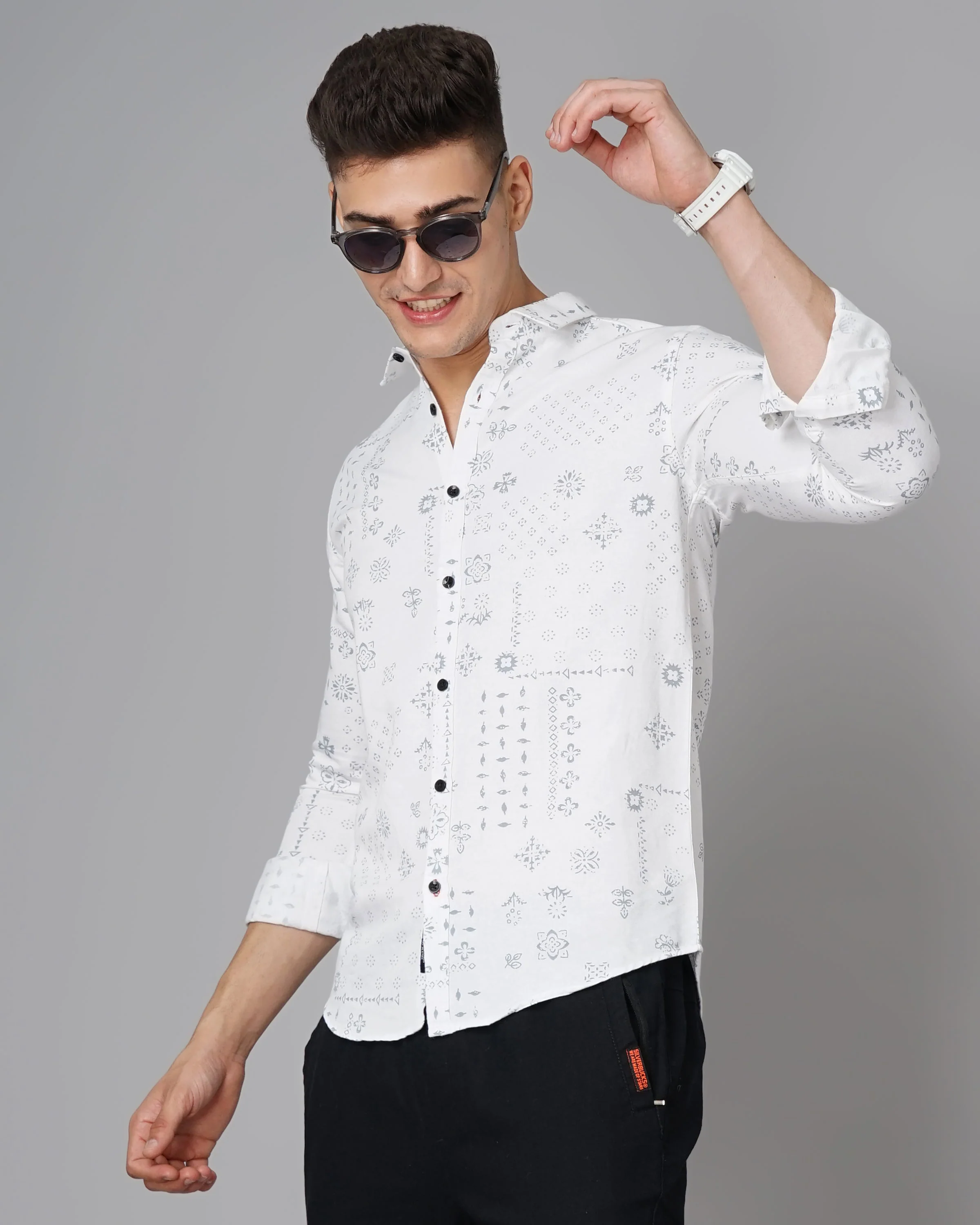 Men Kofu White Floral Shirt - Image 3