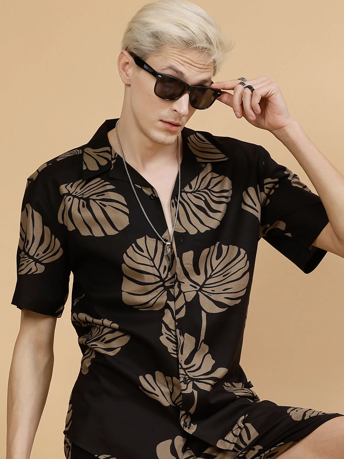 Men Leaf Print Half Sleeves Cuban Collar Coords - Image 7
