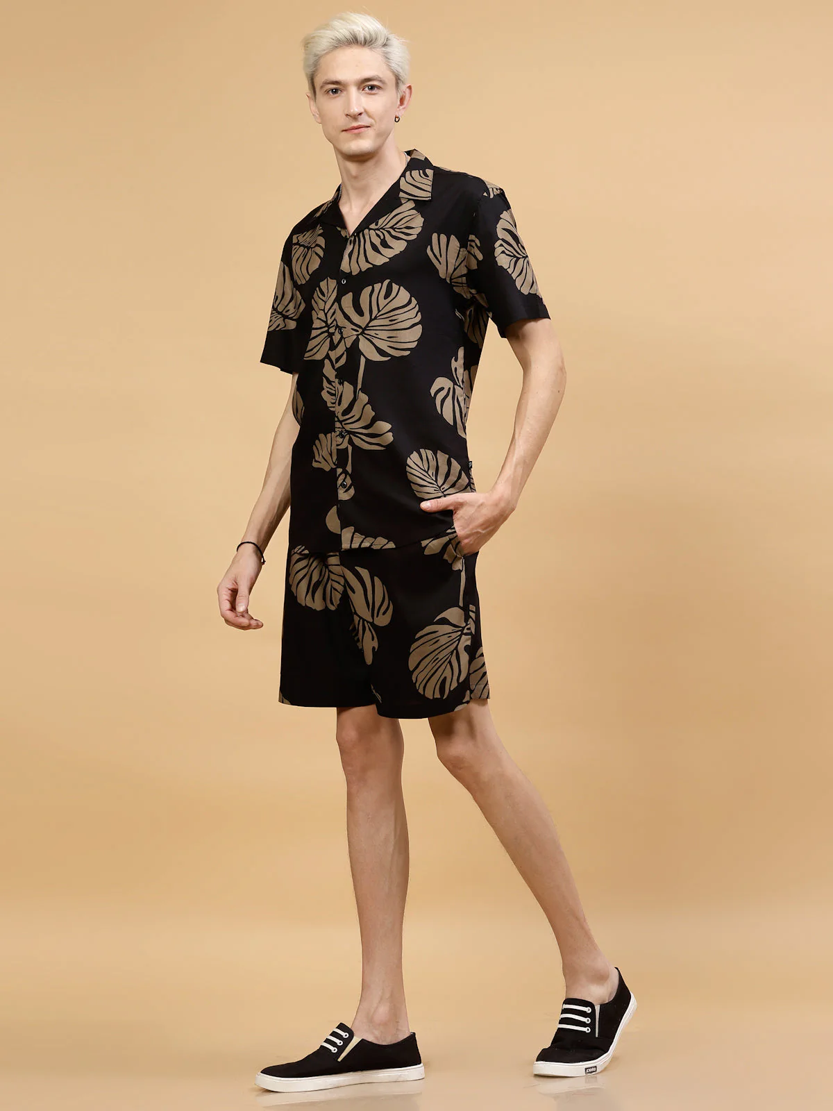 Men Leaf Print Half Sleeves Cuban Collar Coords - Image 8