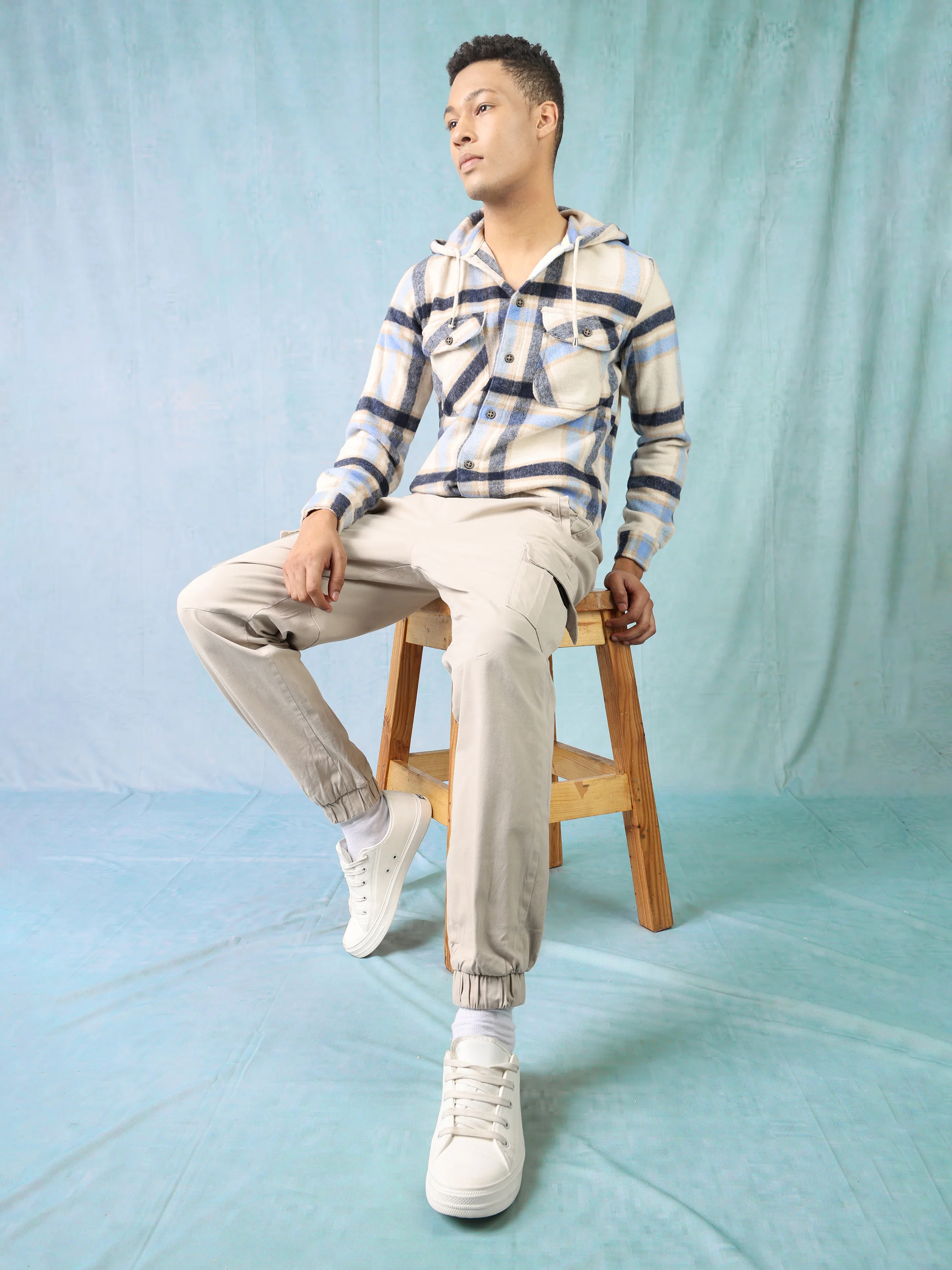 Men Light Beige Mid Rise Cargo Pants - Image 2