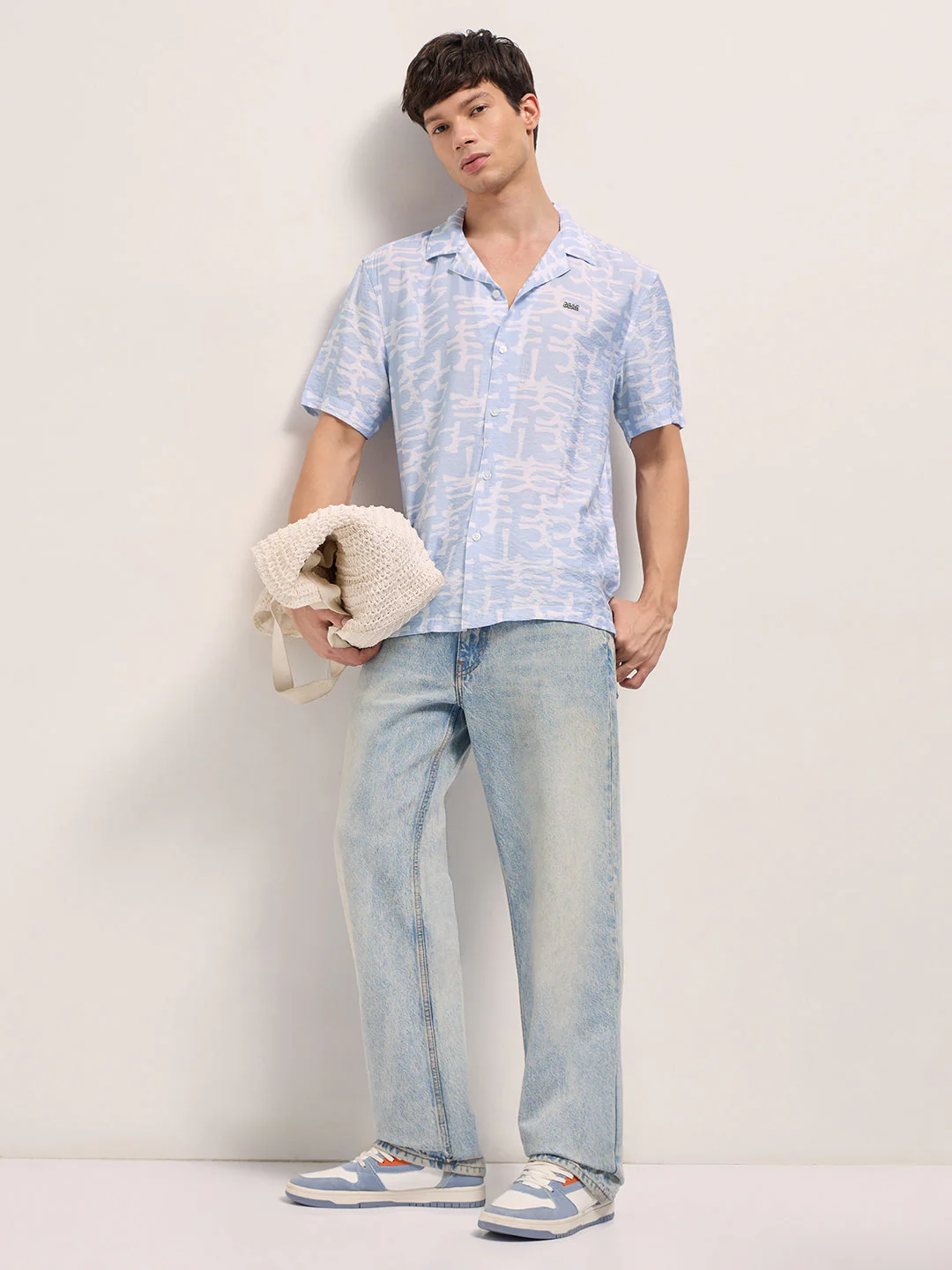 Men Light Blue Abstract Brush Stroke Print Relaxed Fit Cuban Collar Shirt - Image 4