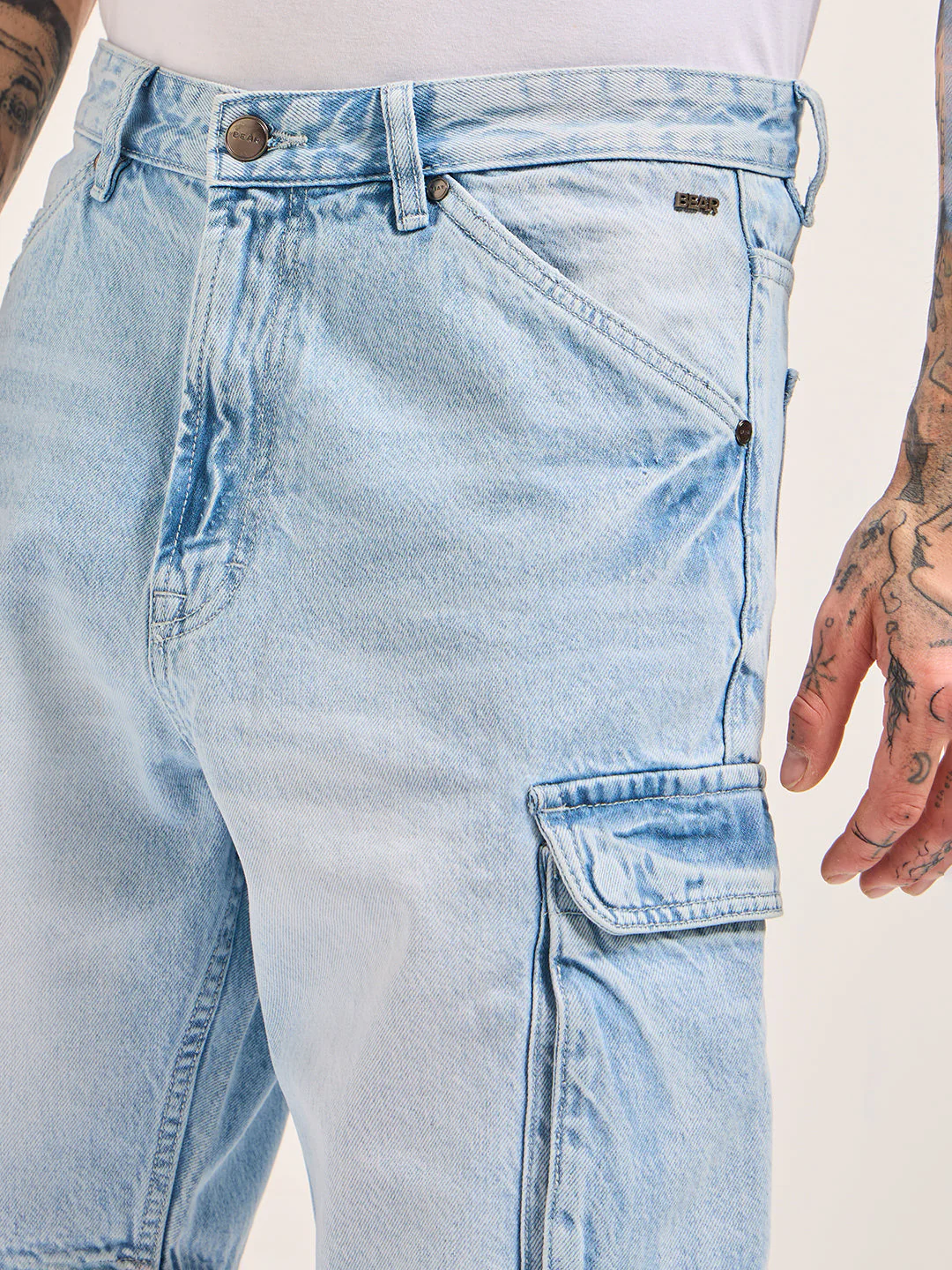Men Light Blue Baggy Fit Denim Cargo Shorts - Image 5