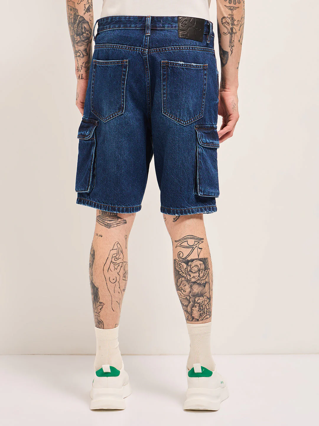 Men Light Blue Baggy Fit Denim Cargo Shorts - Image 2