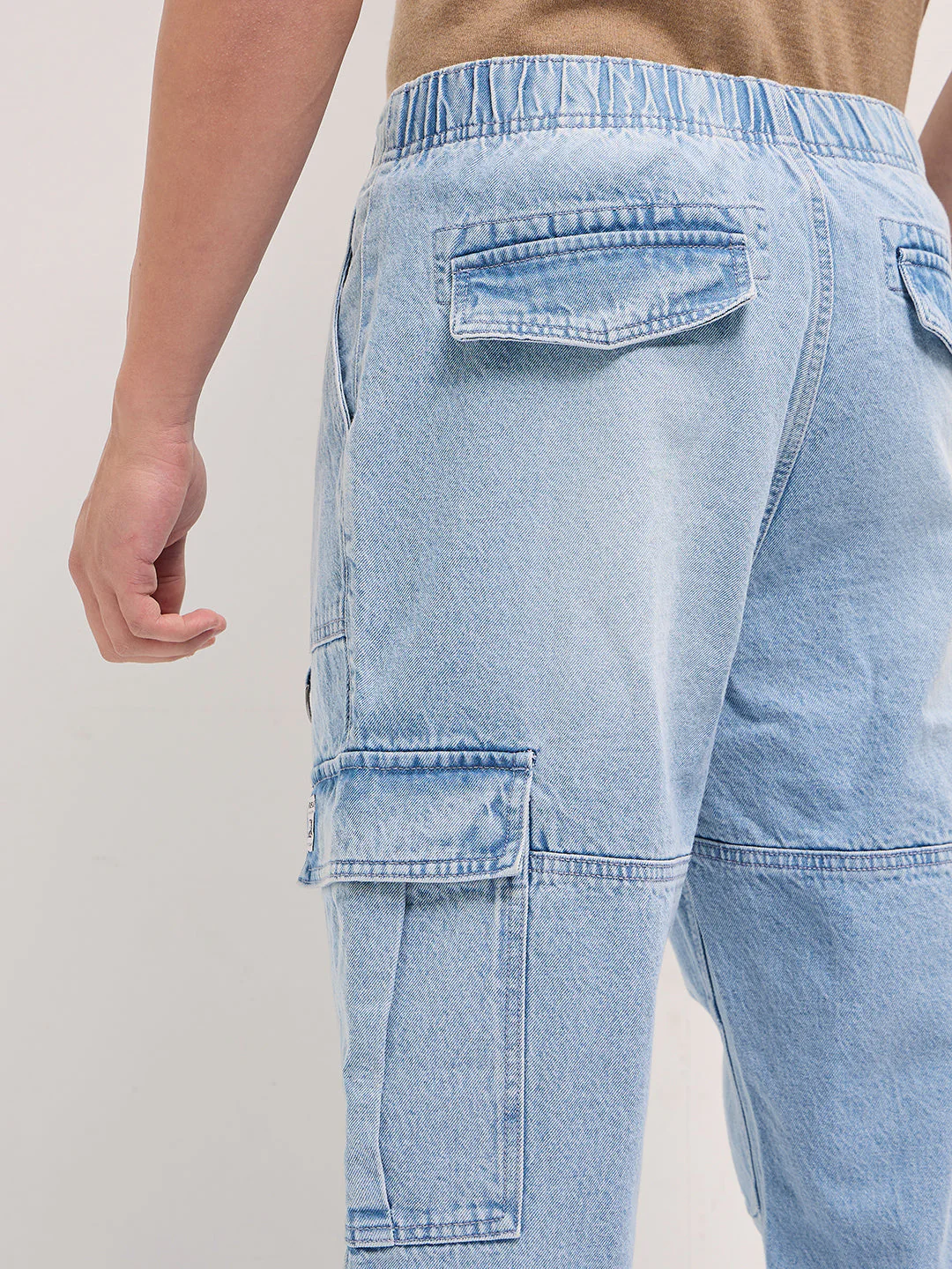 Men Light Blue Baggy Fit Jogger-Style jean - Image 5