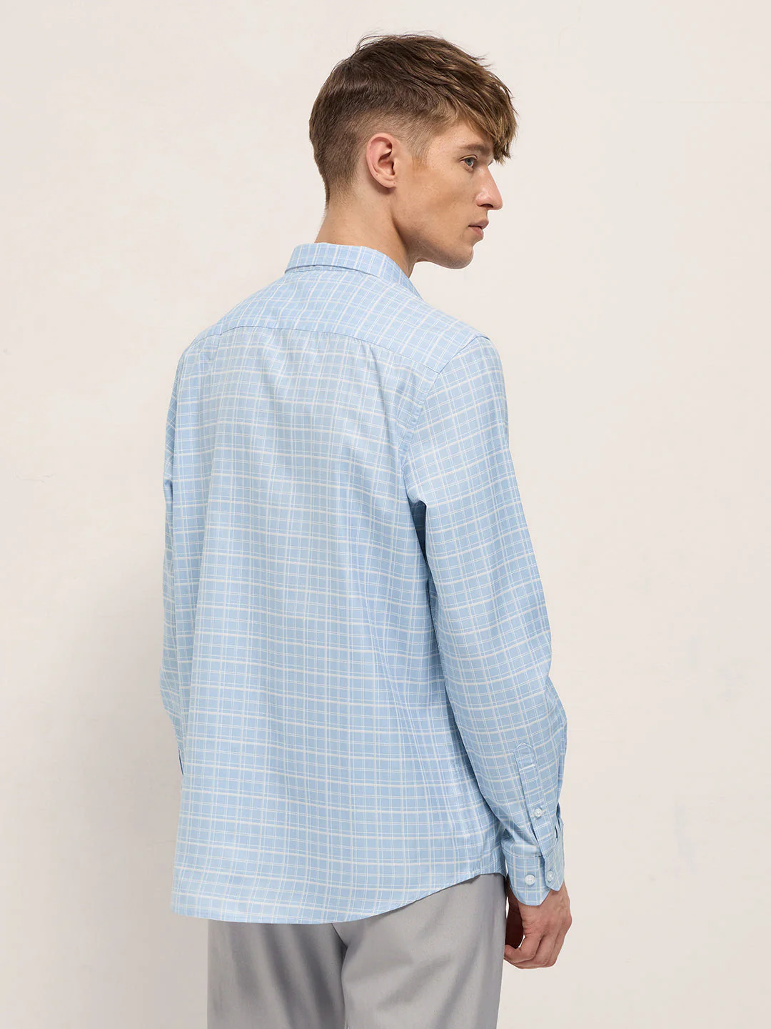 Men Light Blue Checked Tailored Fit Formal Shirt. - Image 2