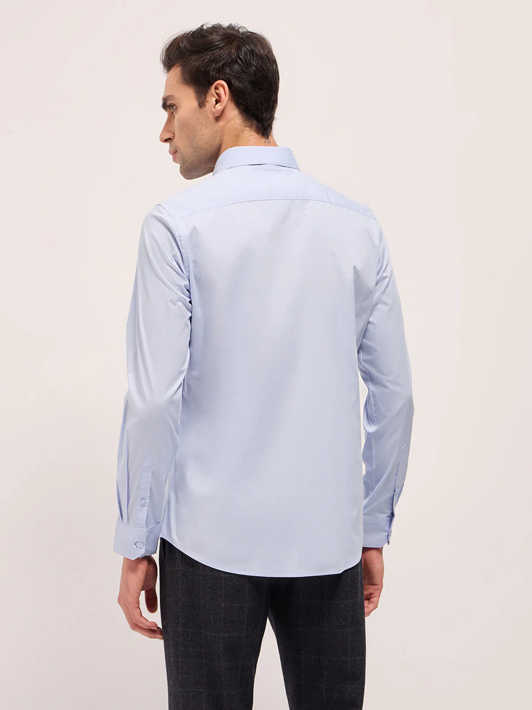 Men Light Blue Cotton Solid Tailored Fit Formal Shirt - Image 2