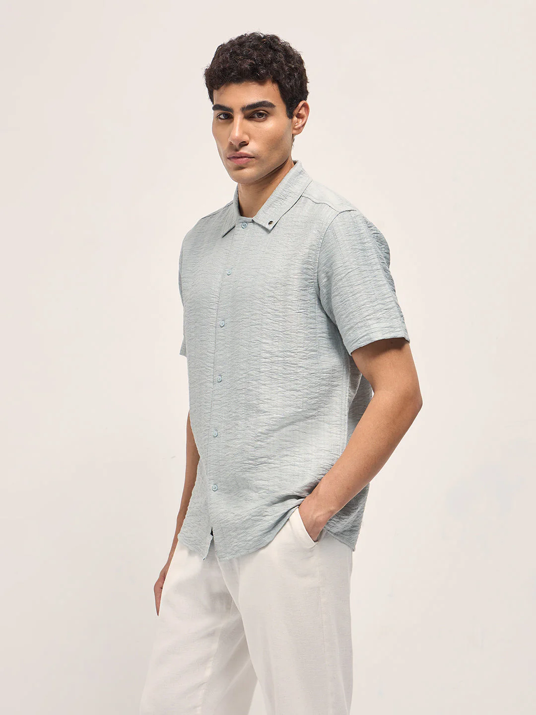 Men Light Blue Crinkled Textured Regular Fit Half-Sleeve Casual Shirt - Image 3