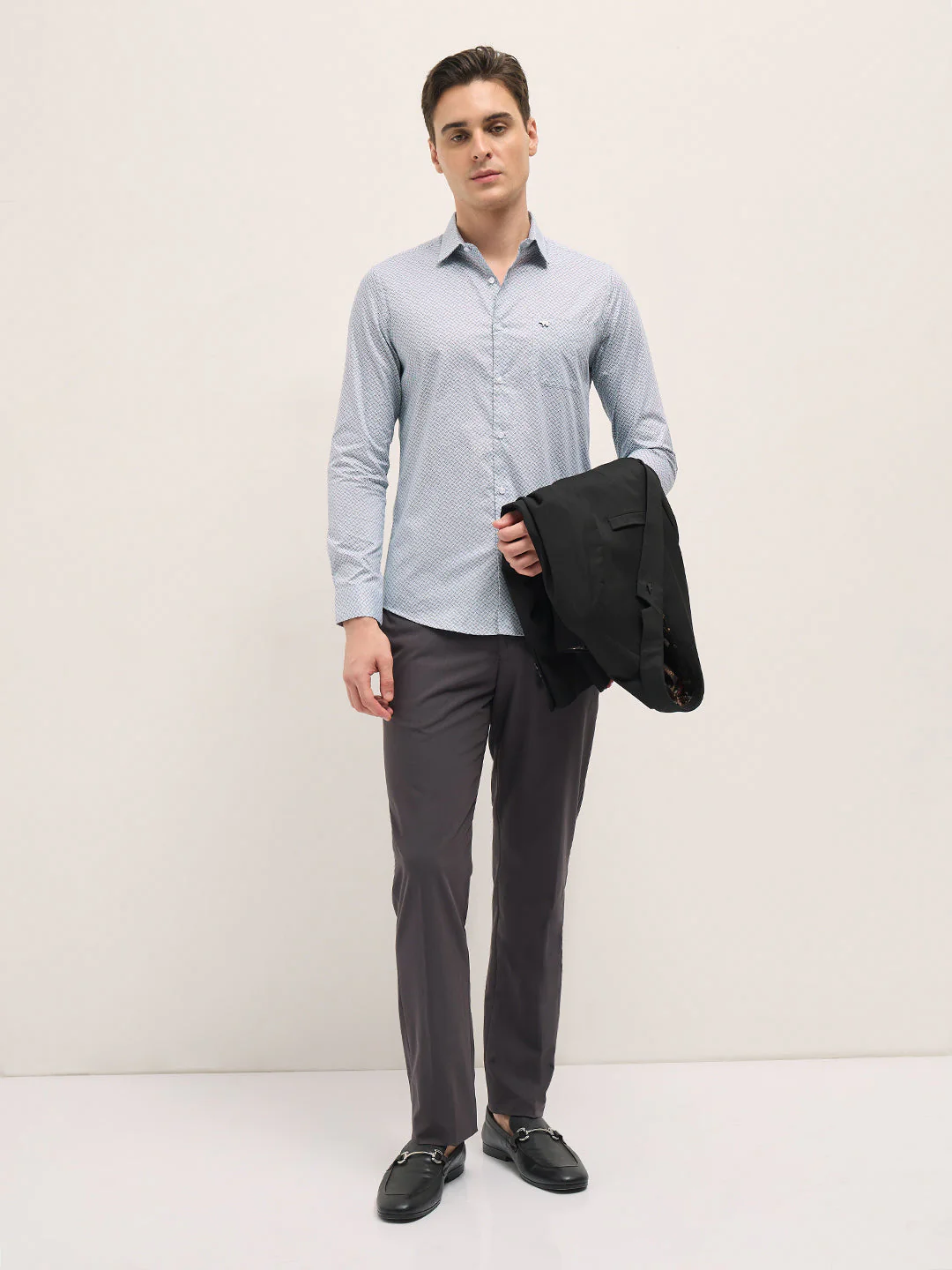 Men Light Blue Geometric Printed Tailored Fit Formal Shirt - Image 4