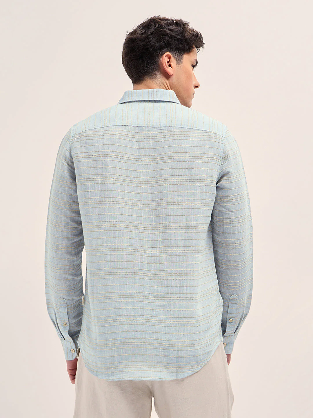 Men Light Blue Horizontal textured grid Slim Fit Casual Shirt - Image 2