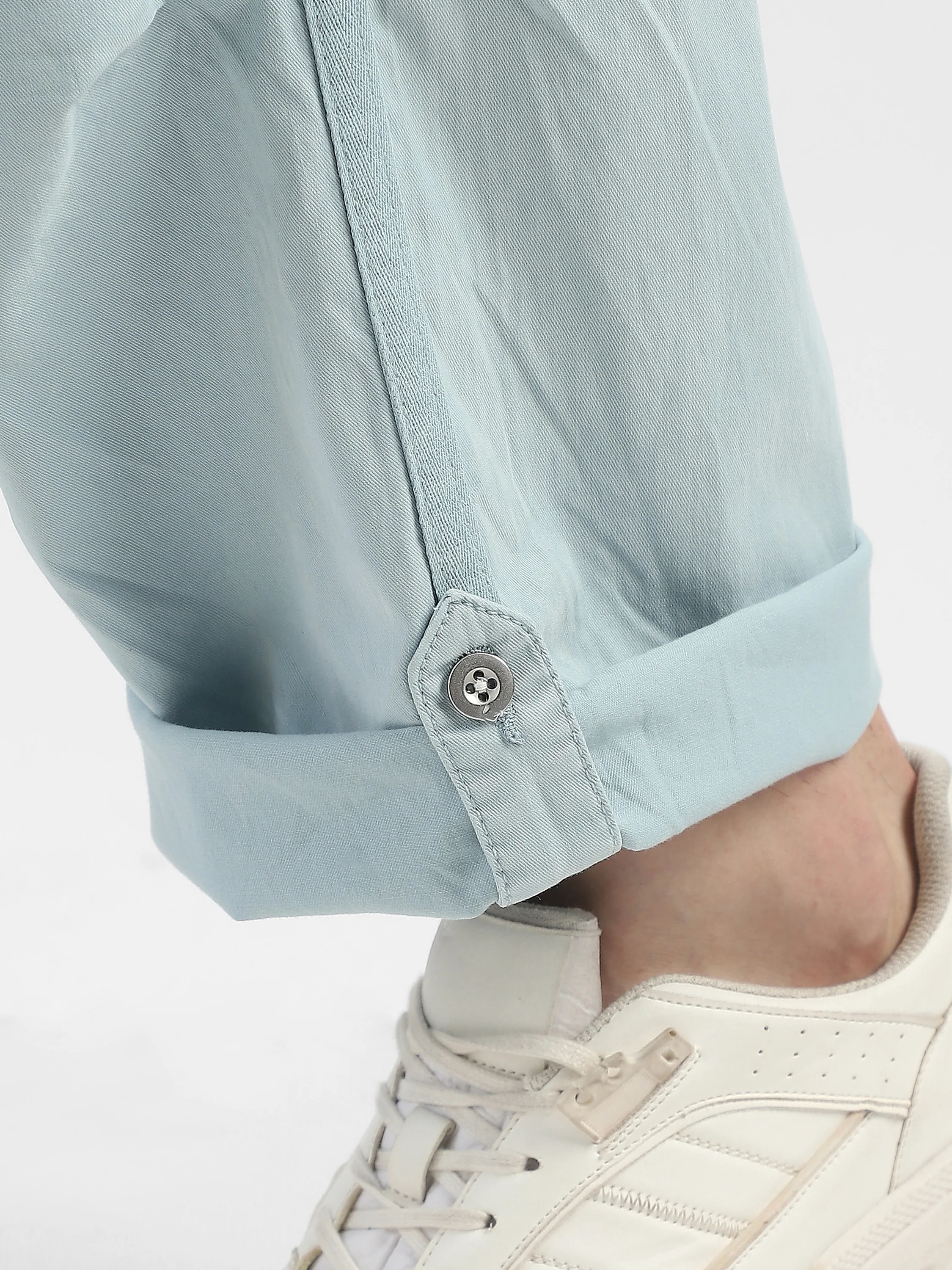 Men Light Blue Mid Rise Comfort Fit Cargo with 6 pockets - Image 7