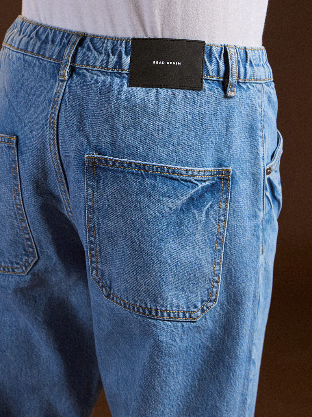 Men Light Blue Mid-Rise Elasticated Waist Relaxed Fit Jeans - Image 6