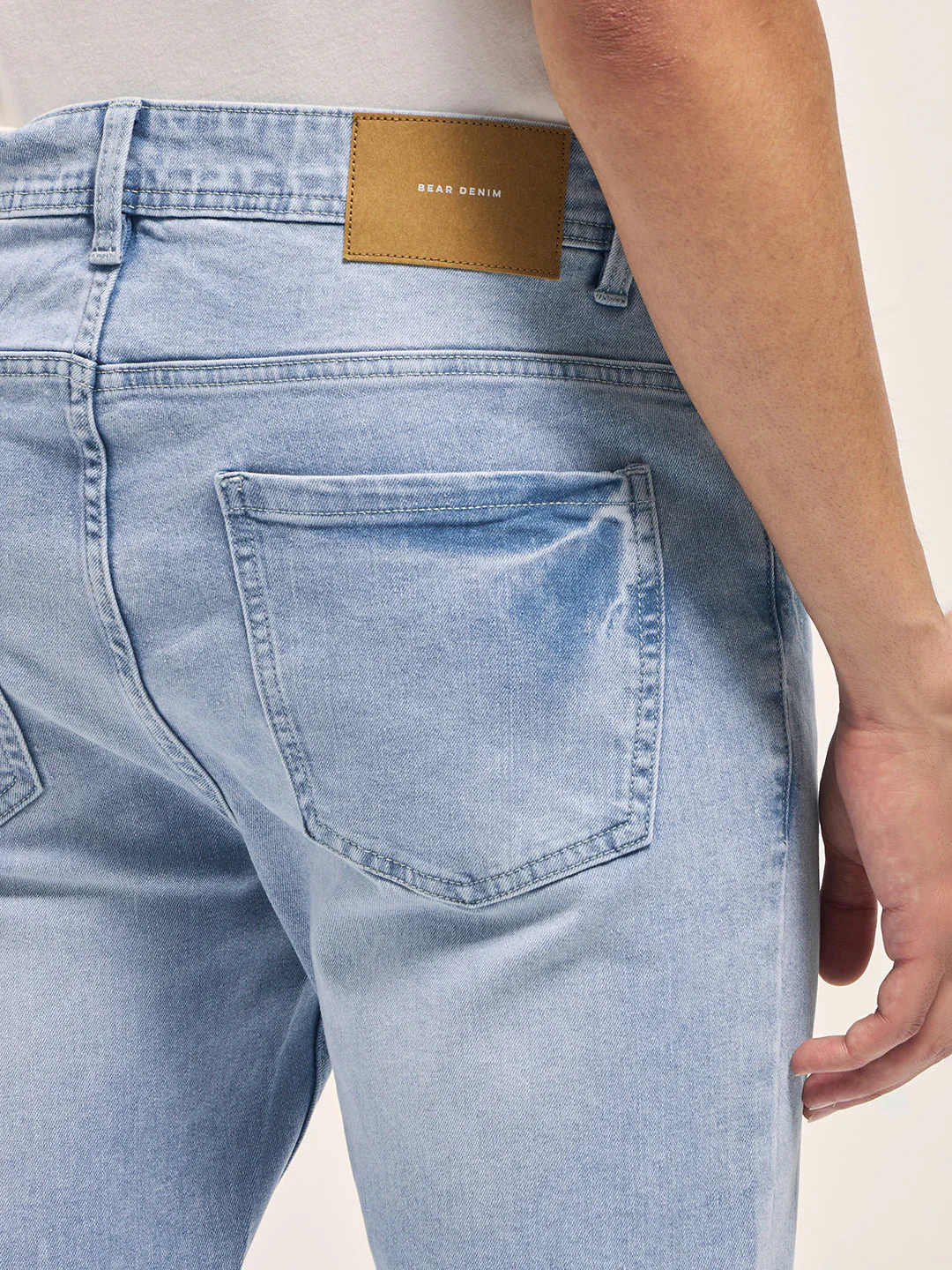 Men Light Blue Mid-Rise Skinny Fit Jeans - Image 6