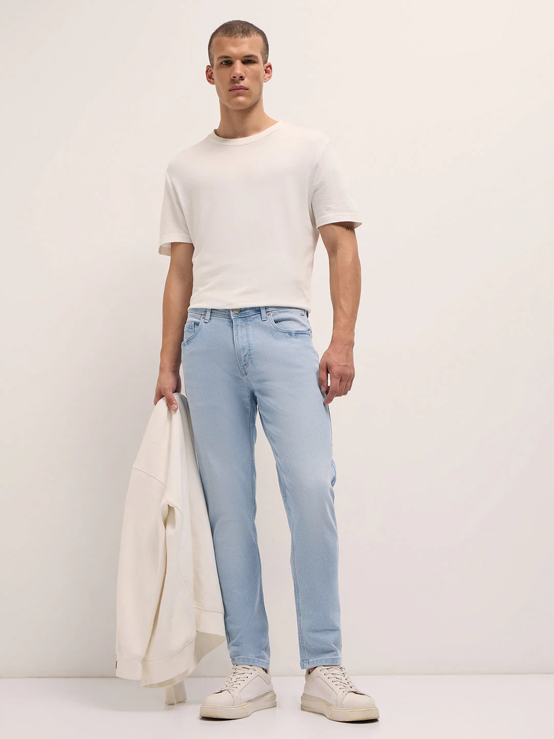 Men Light Blue Mid-Rise Slim Fit Jeans - Image 4
