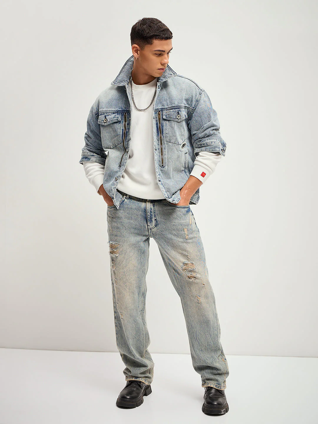 Men Light Blue Regular Fit Classic Denim Jacket - Image 4