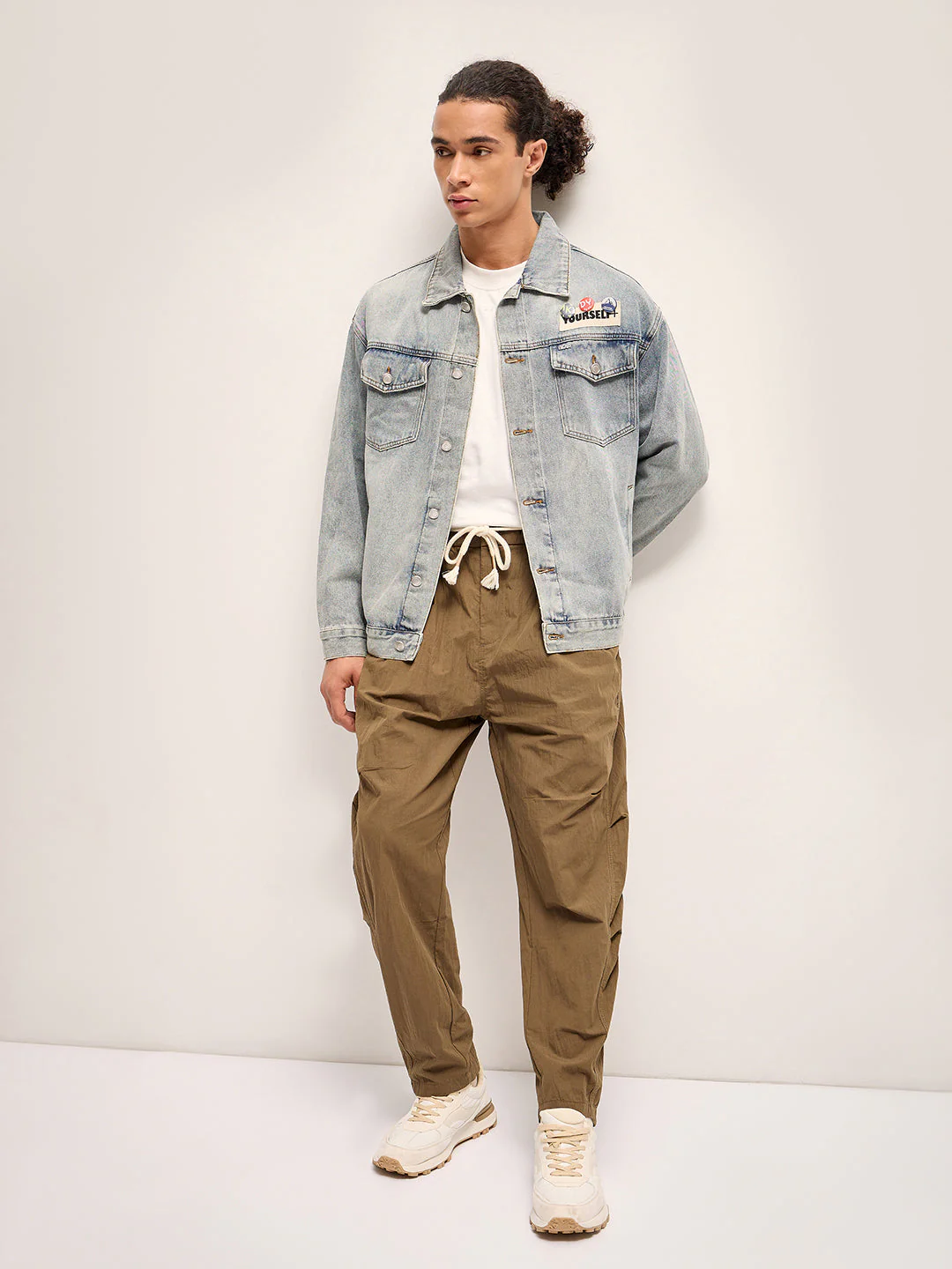 Men Light Blue Regular Fit Denim Jacket - Image 4