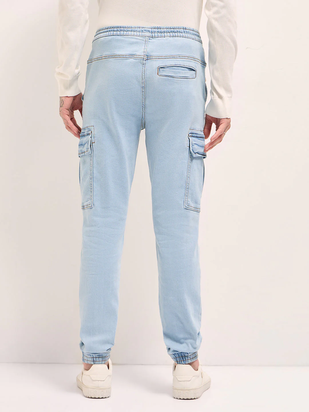 Men Light Blue Slim Fit Jogger-Style jean - Image 3
