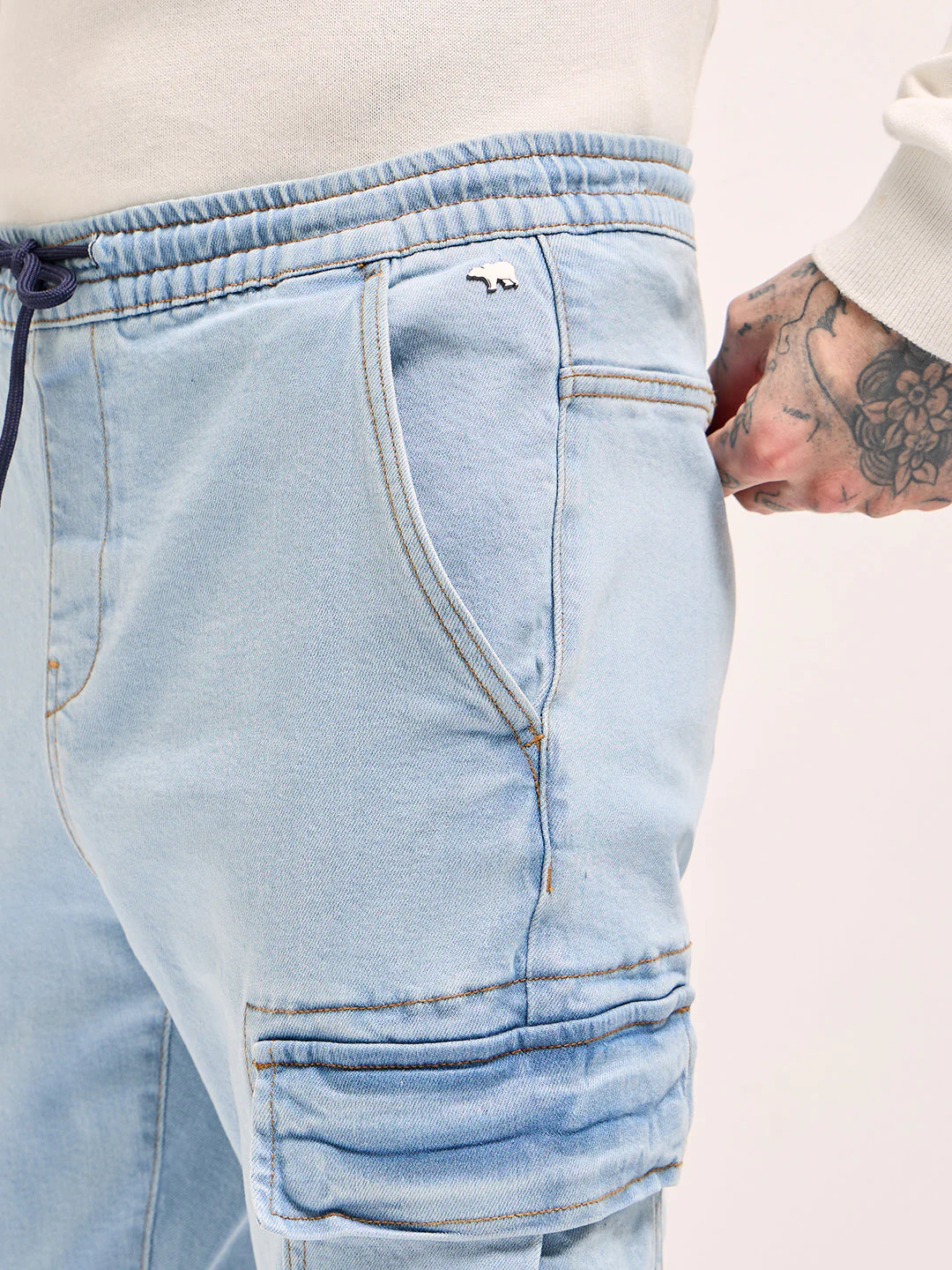 Men Light Blue Slim Fit Jogger-Style jean - Image 5