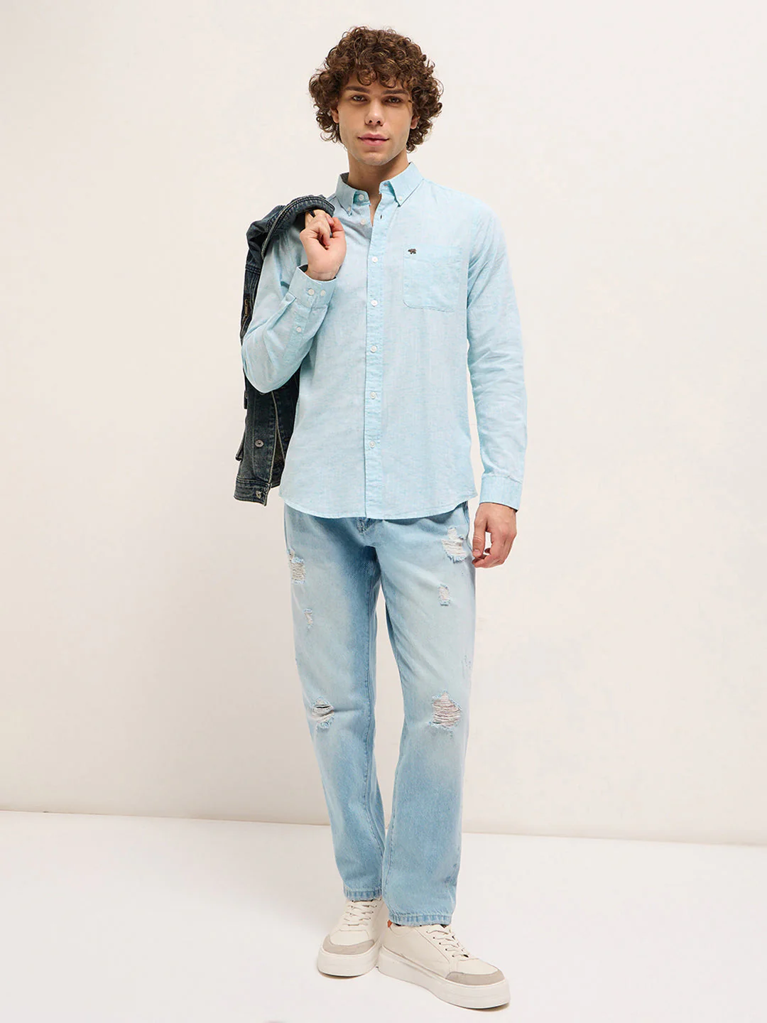 Men Light Blue Slim Fit Solid Casual Shirt - Image 4