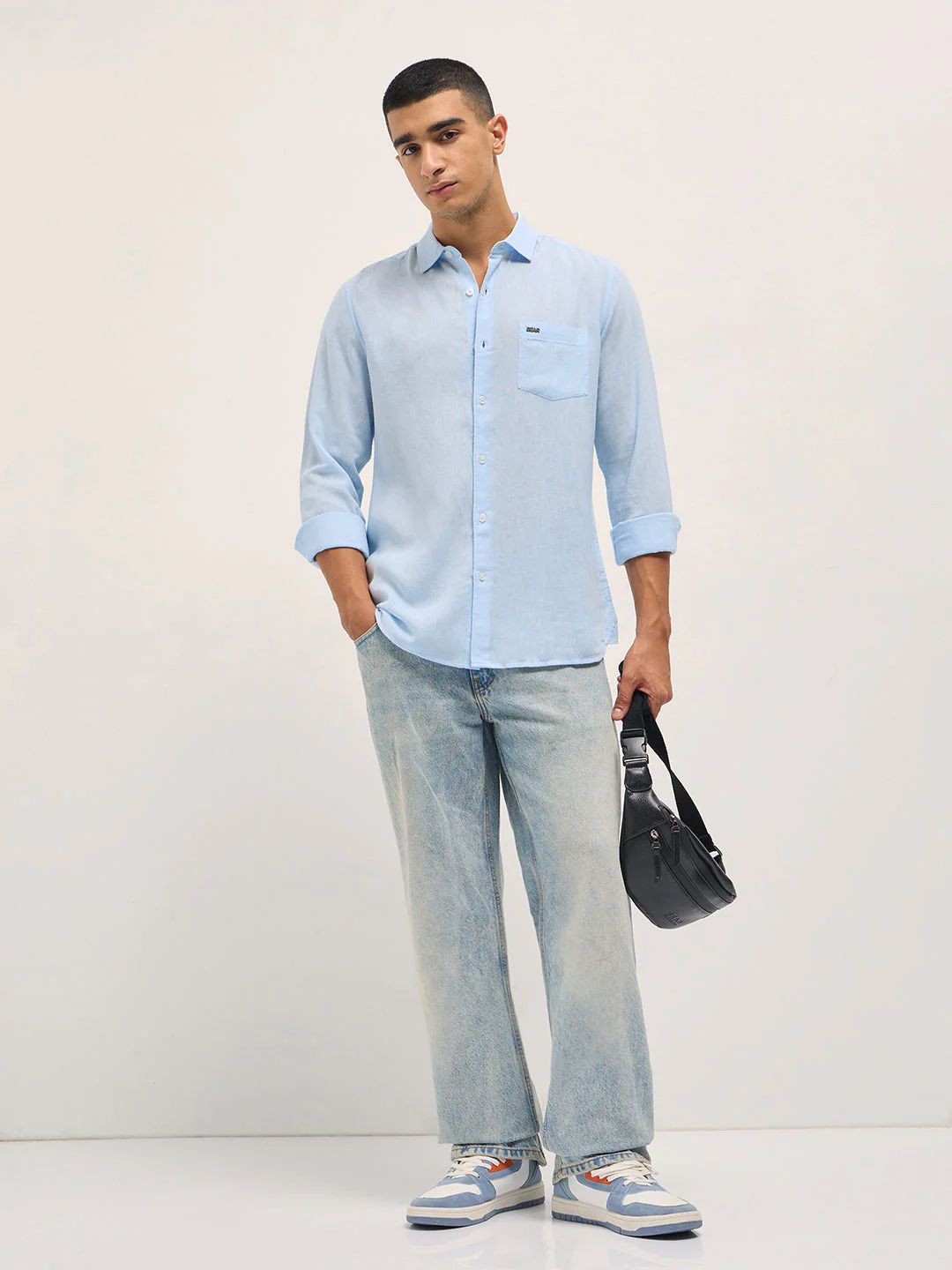 Men Light Blue Solid Lyocell Slim Fit Casual Shirt - Image 4