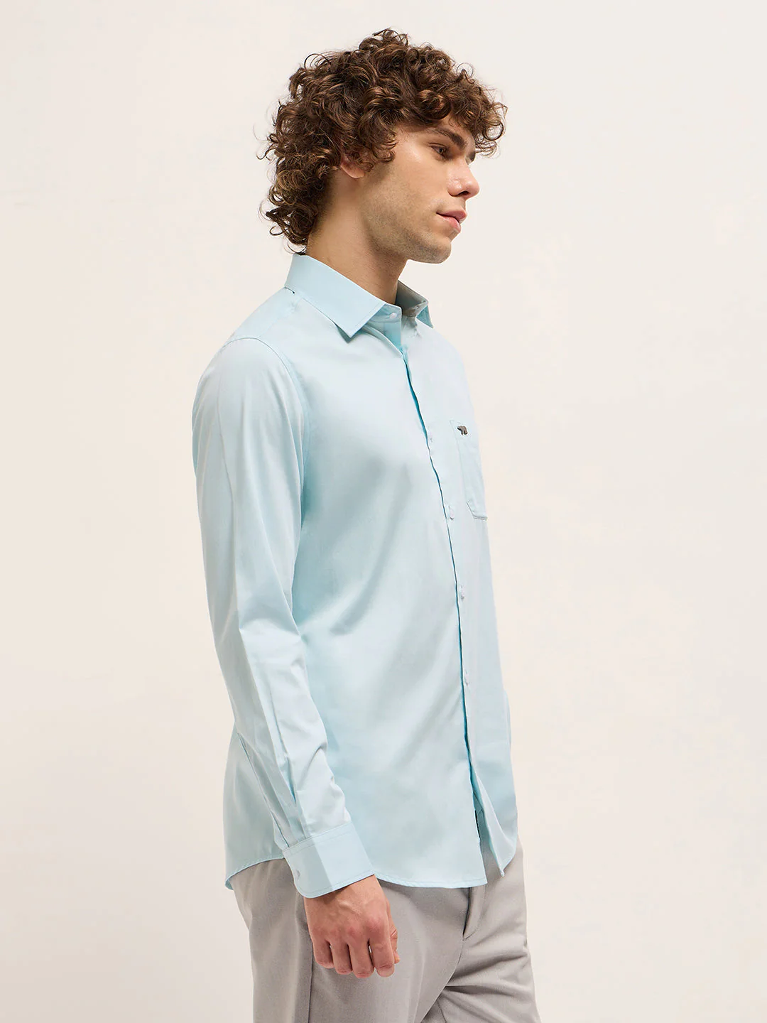 Men Light Blue Tailored Fit Solid Formal Shirt - Image 3