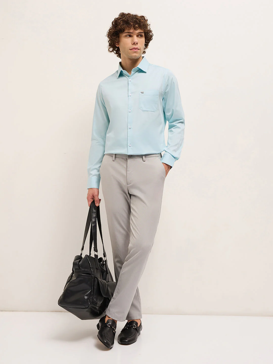 Men Light Blue Tailored Fit Solid Formal Shirt - Image 4