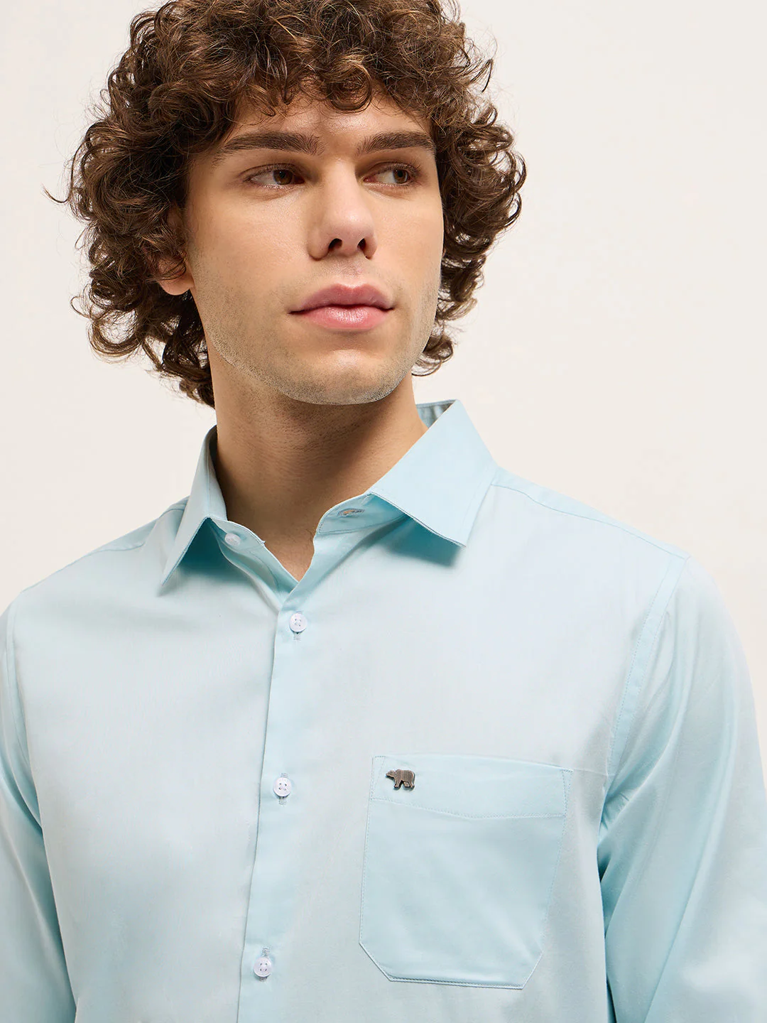 Men Light Blue Tailored Fit Solid Formal Shirt - Image 5