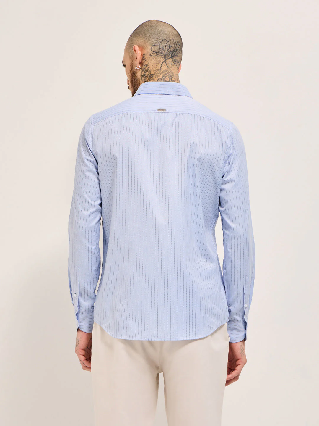Men Light Blue Vertical Striped Tailored Fit Formal Shirt - Image 2