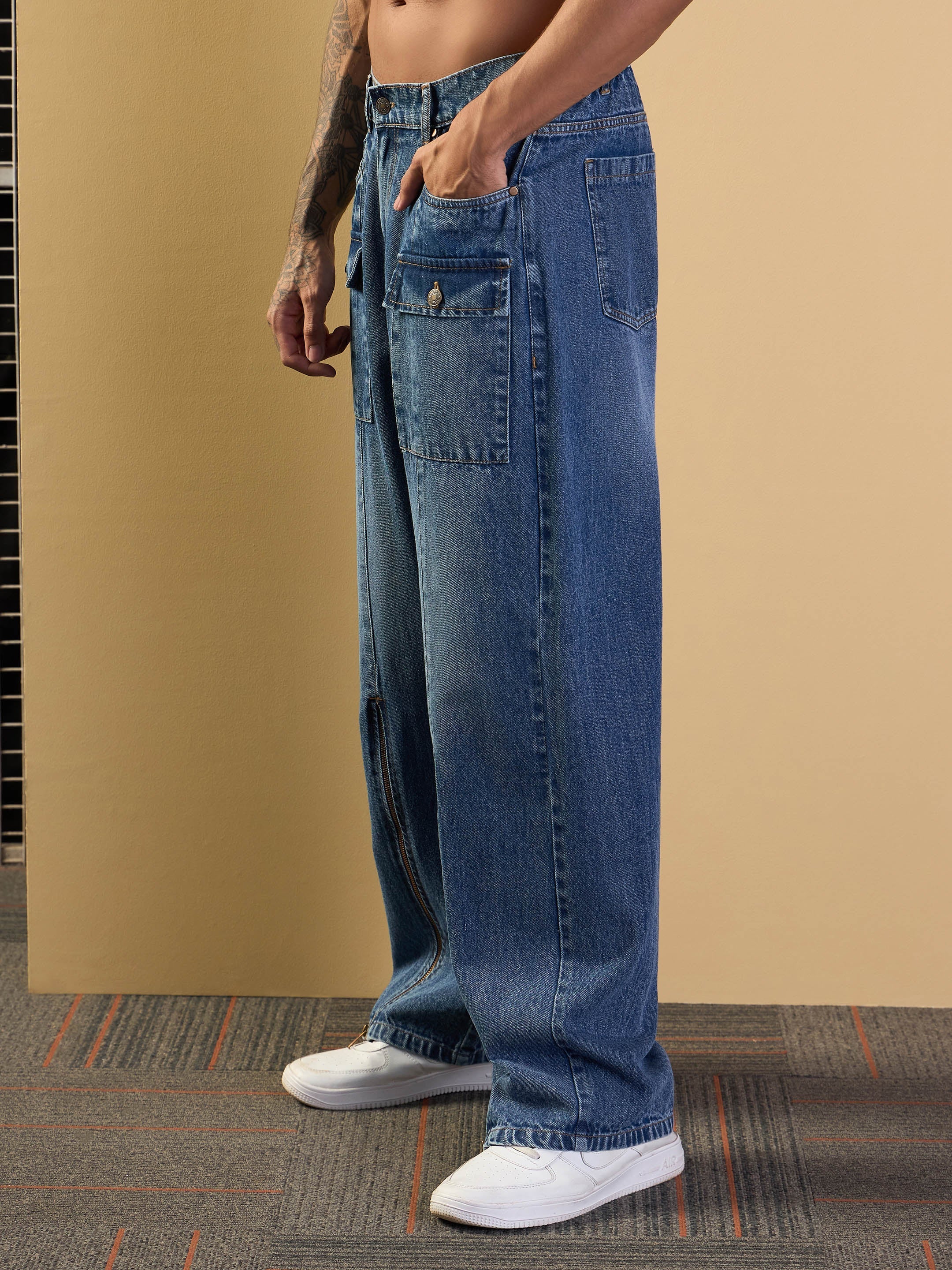 Men Light Blue Washed Front Zipper Baggy Jeans - Image 4