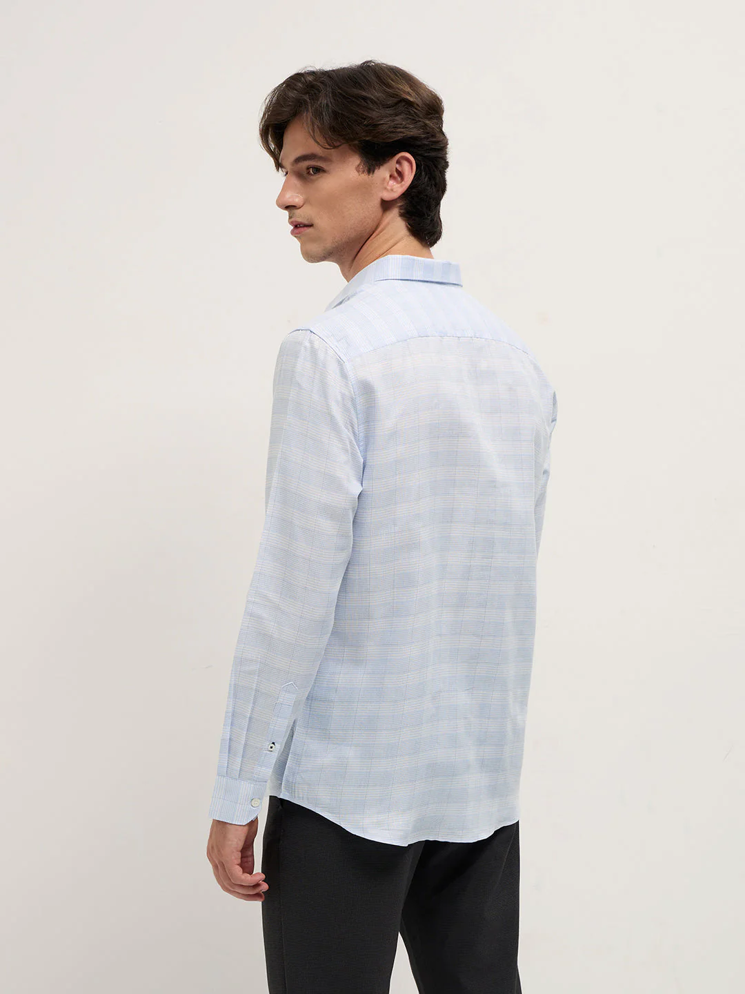Men Light Blue Woven Checked Design Tailored Fit Formal Shirt - Image 2